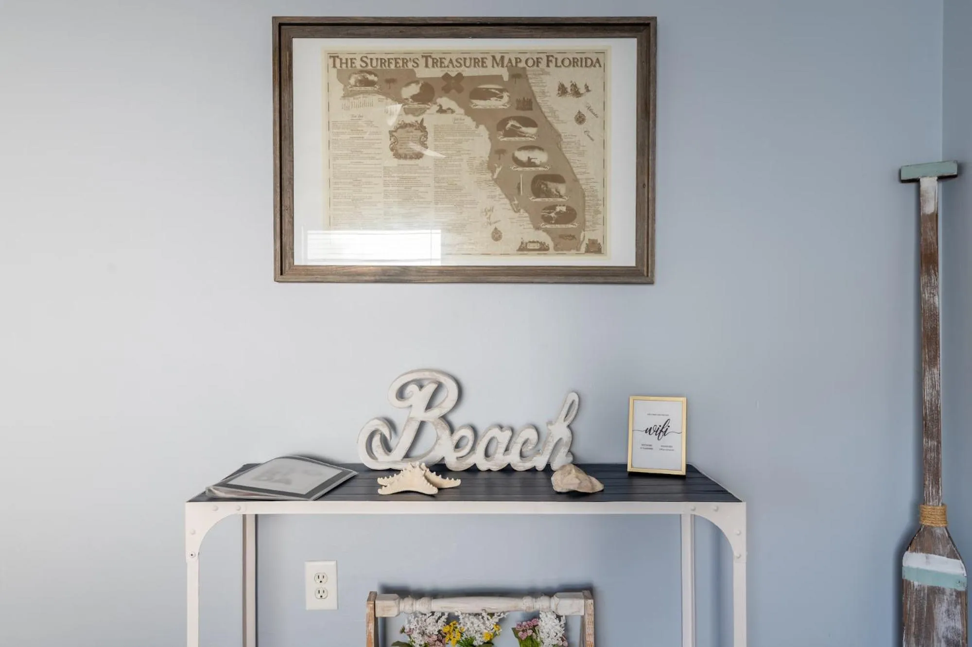 Living room in Amazing 2 Bedroom Townhouse near beach