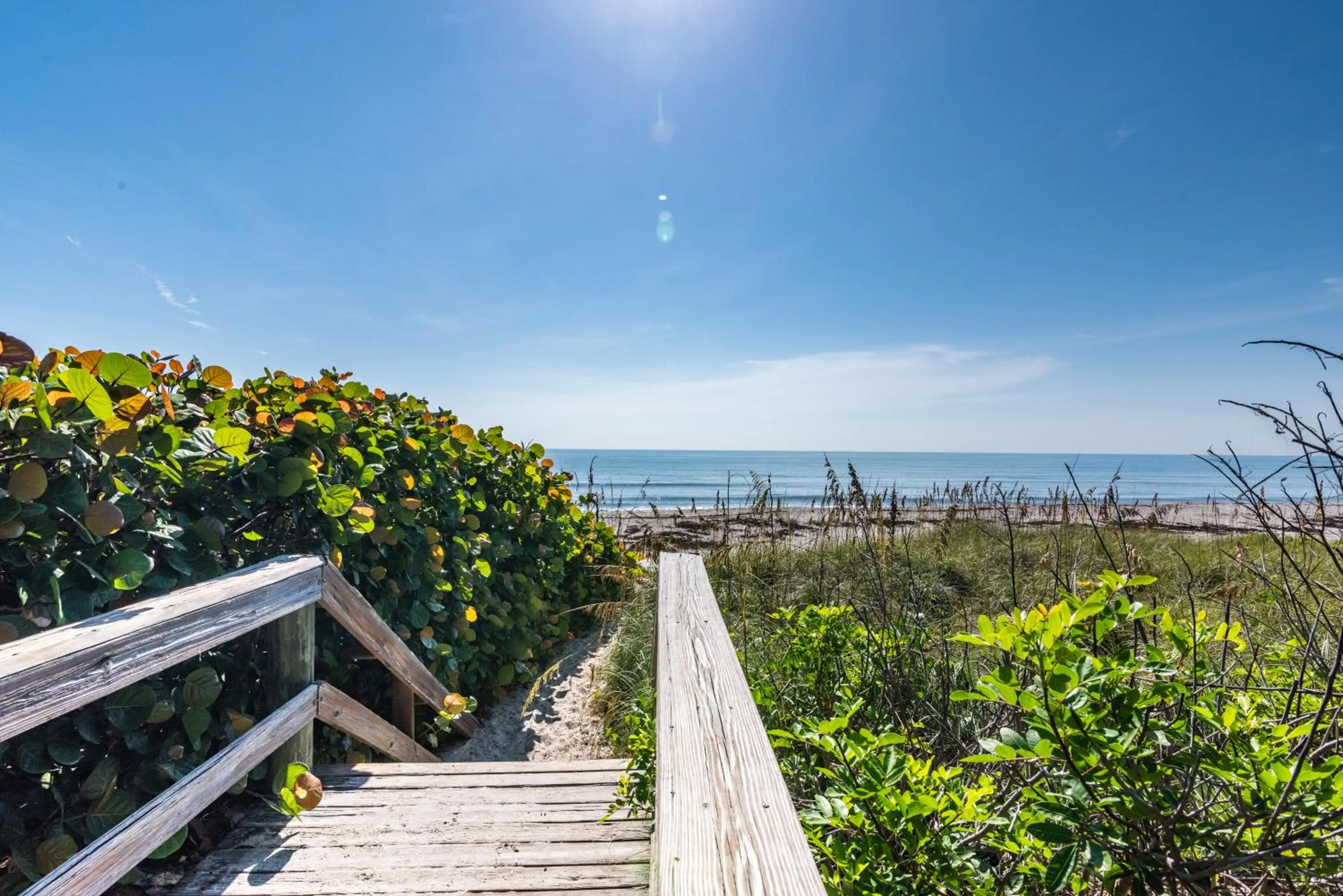 Natural landscape in Amazing 2 Bedroom Townhouse near beach