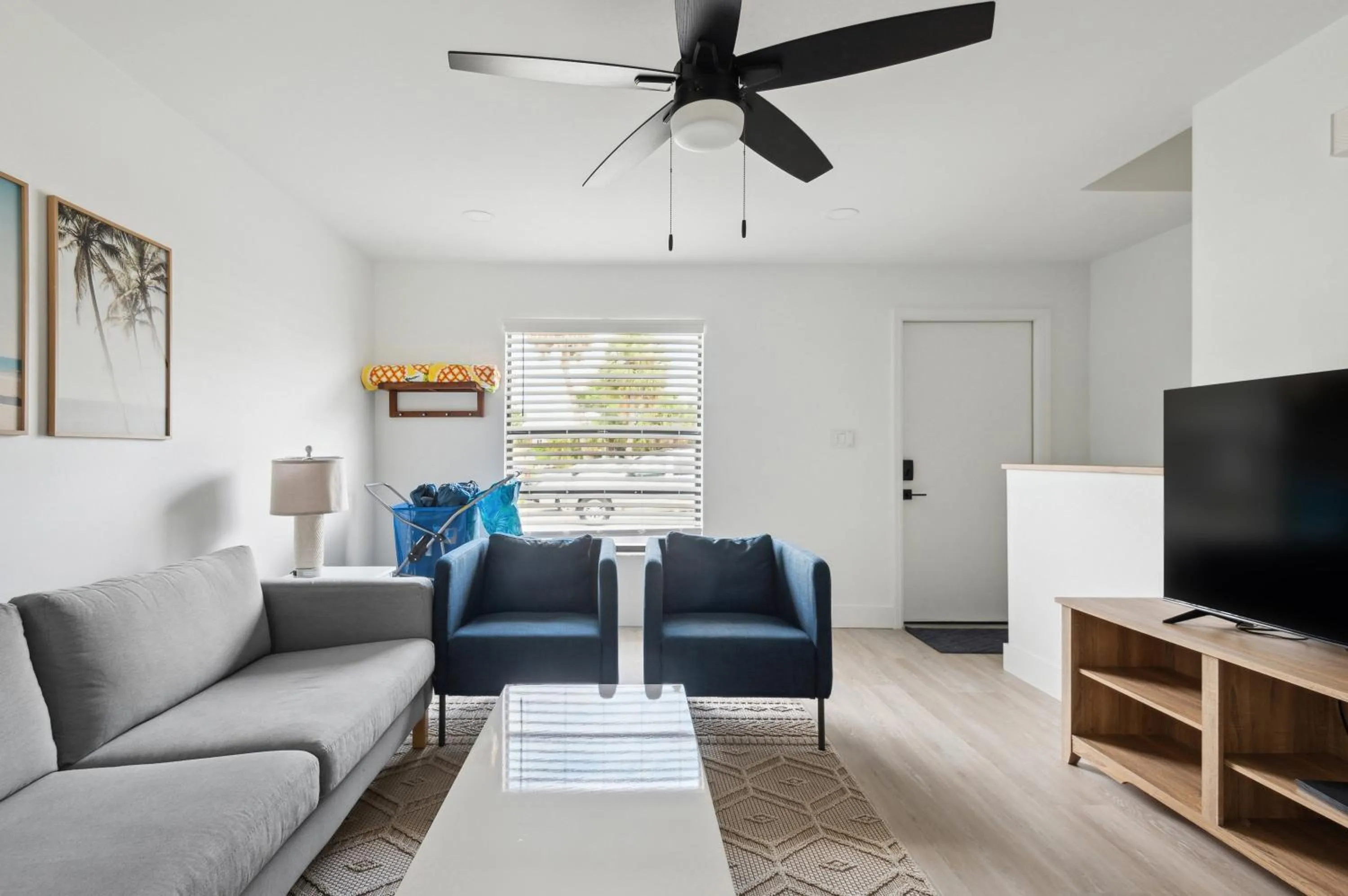 Amazing 2 Bedroom Townhouse near beach