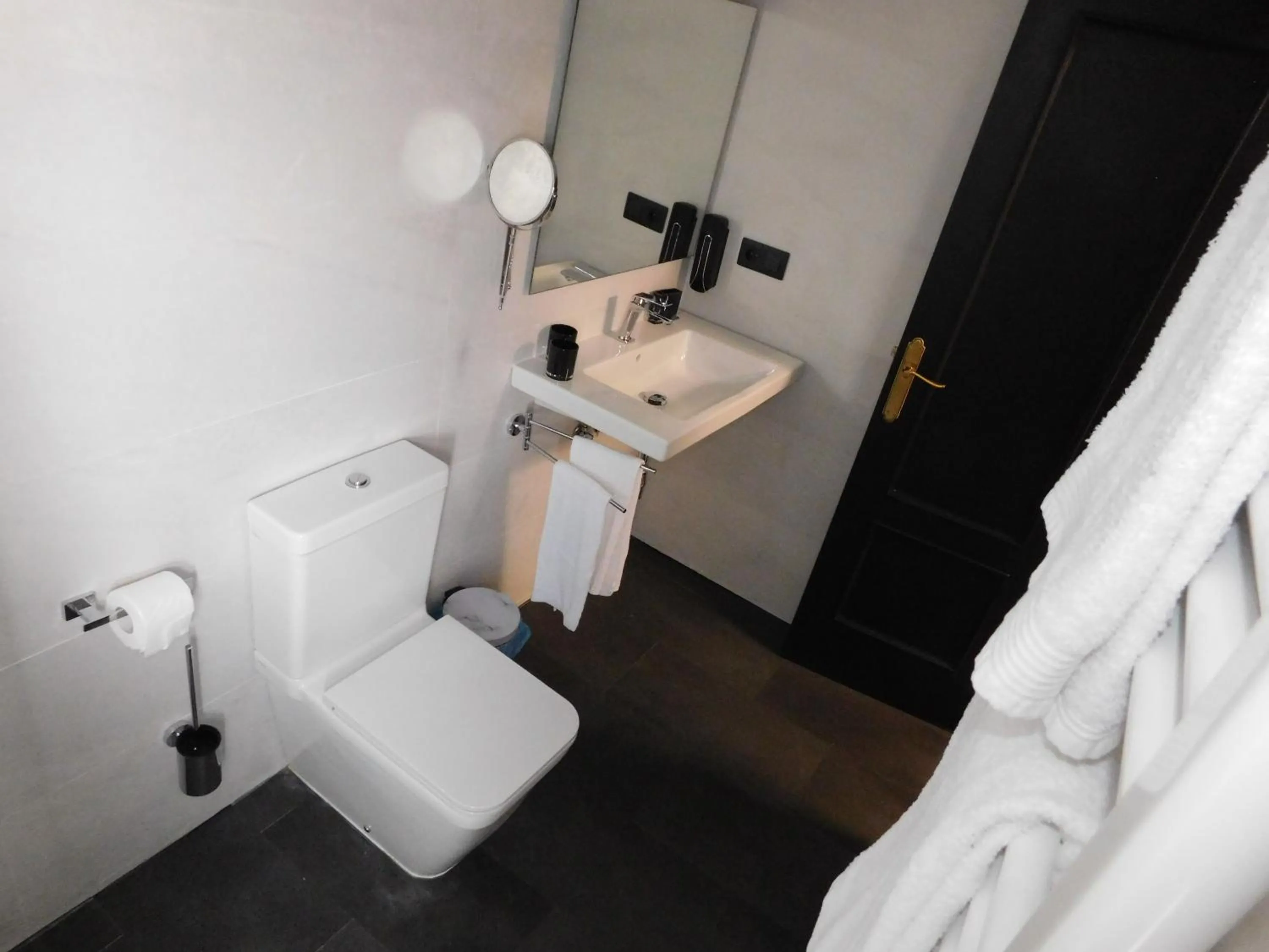 Bathroom in HOTEL TERRA GALEGA MEIGA