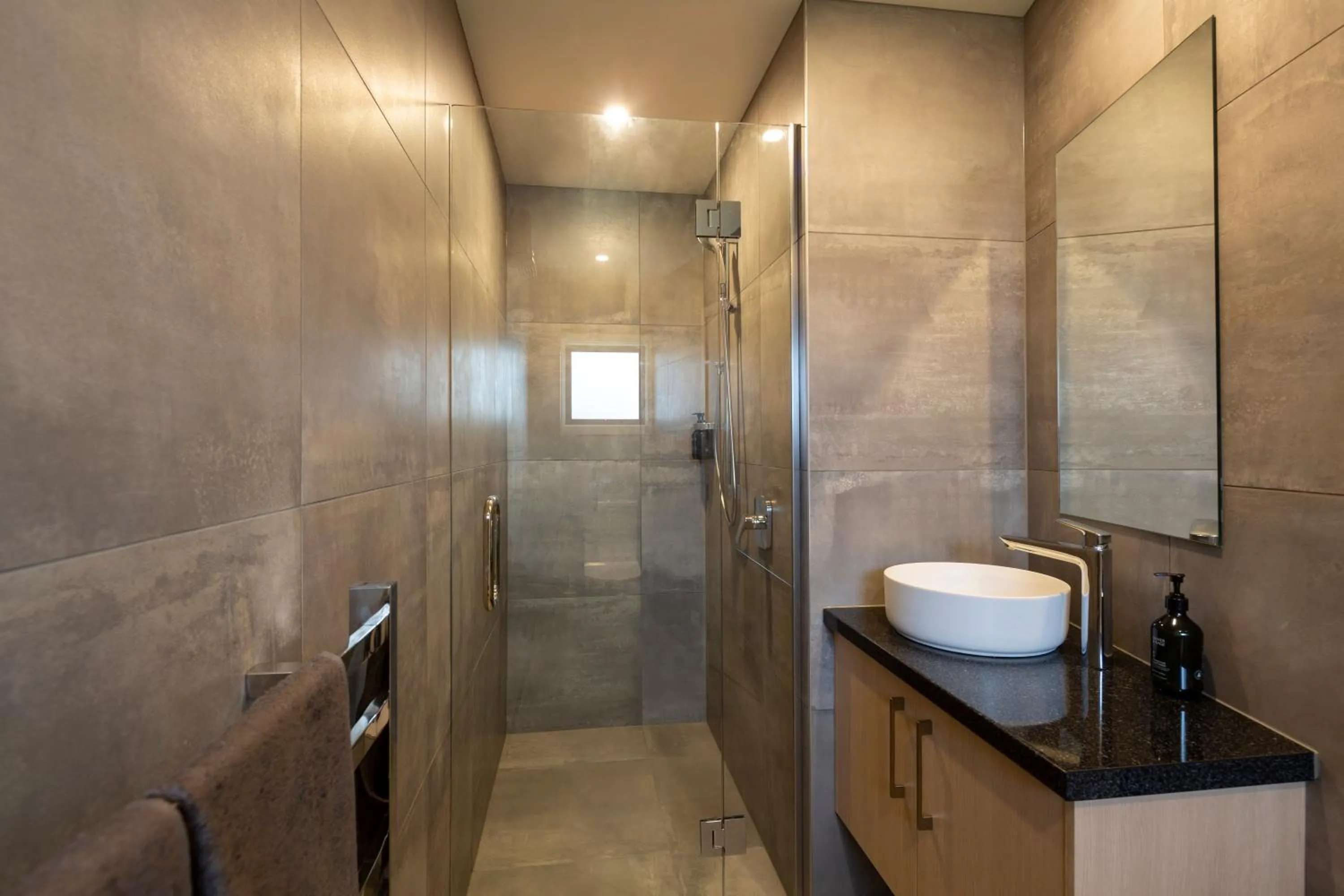 Bathroom in Harvest Park Studios