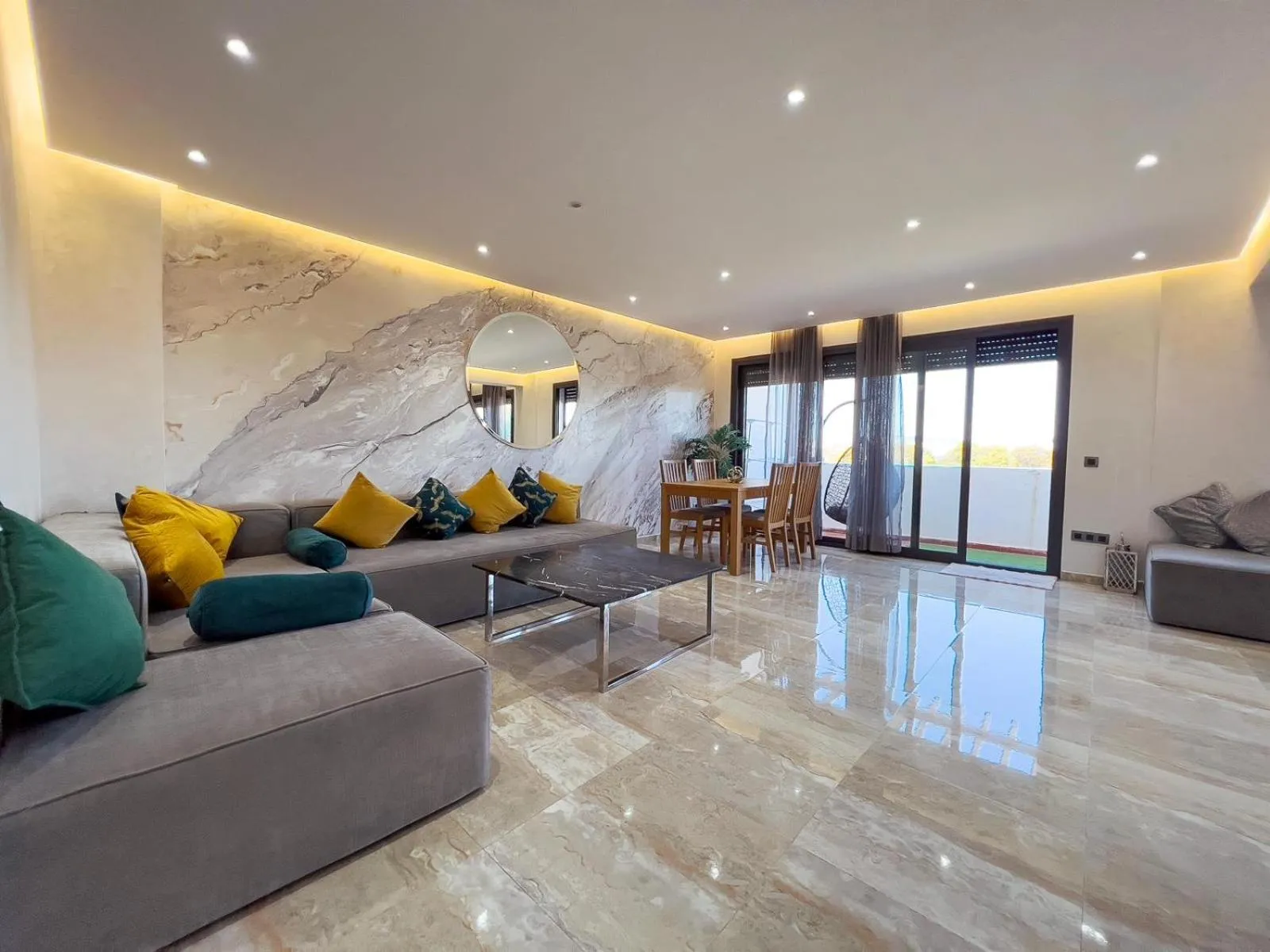 Luxury 3BR En-Suite Panoramic view & Terrace in Malabata