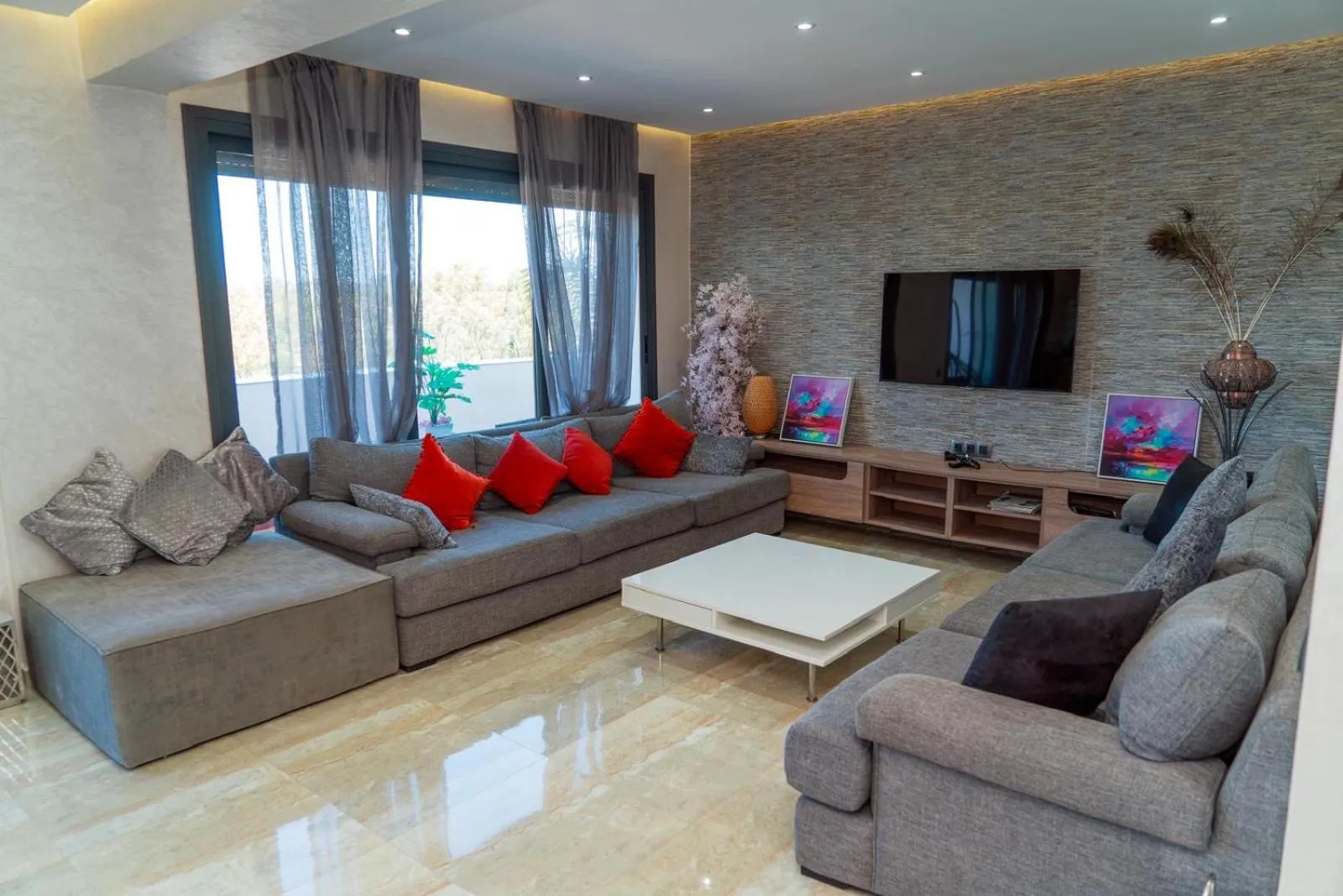 Luxury 3BR En-Suite Panoramic view & Terrace in Malabata