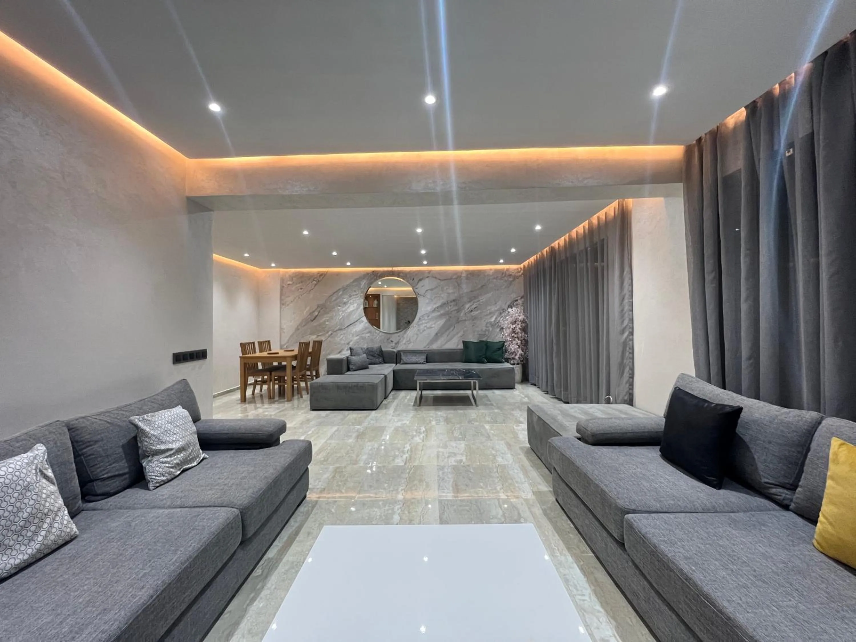 Luxury 3BR En-Suite Panoramic view & Terrace in Malabata
