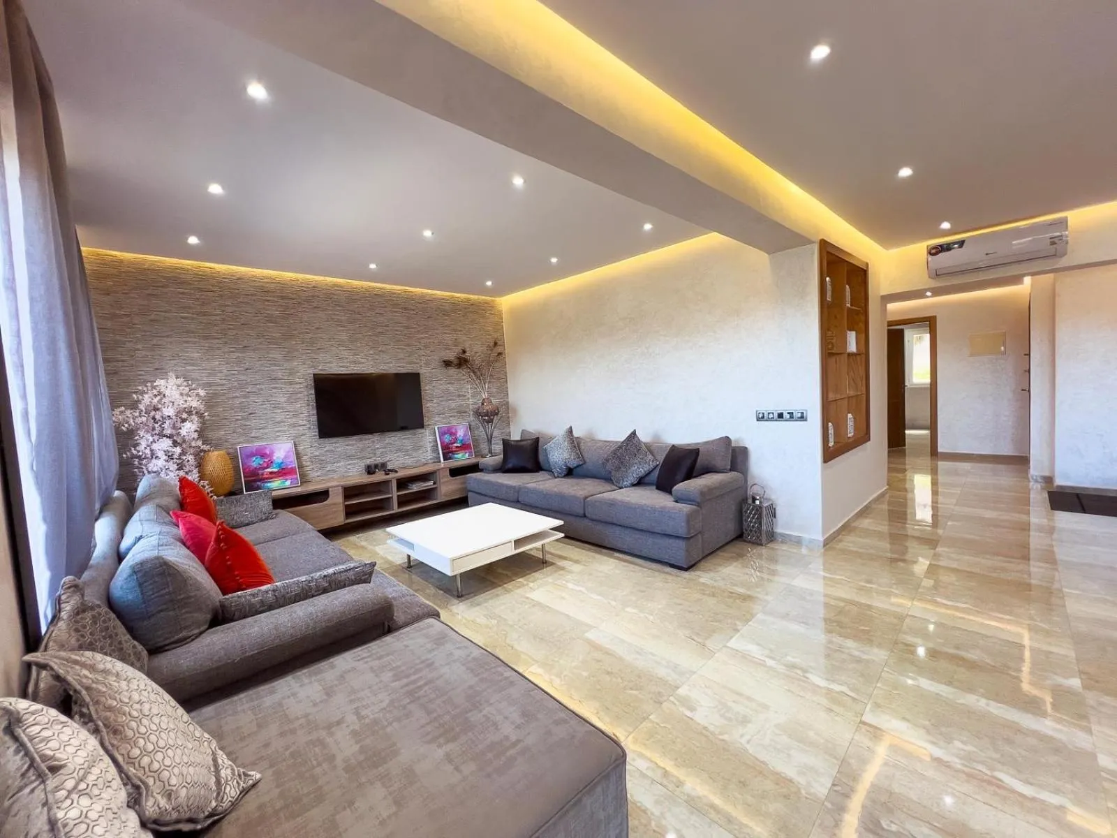 Luxury 3BR En-Suite Panoramic view & Terrace in Malabata