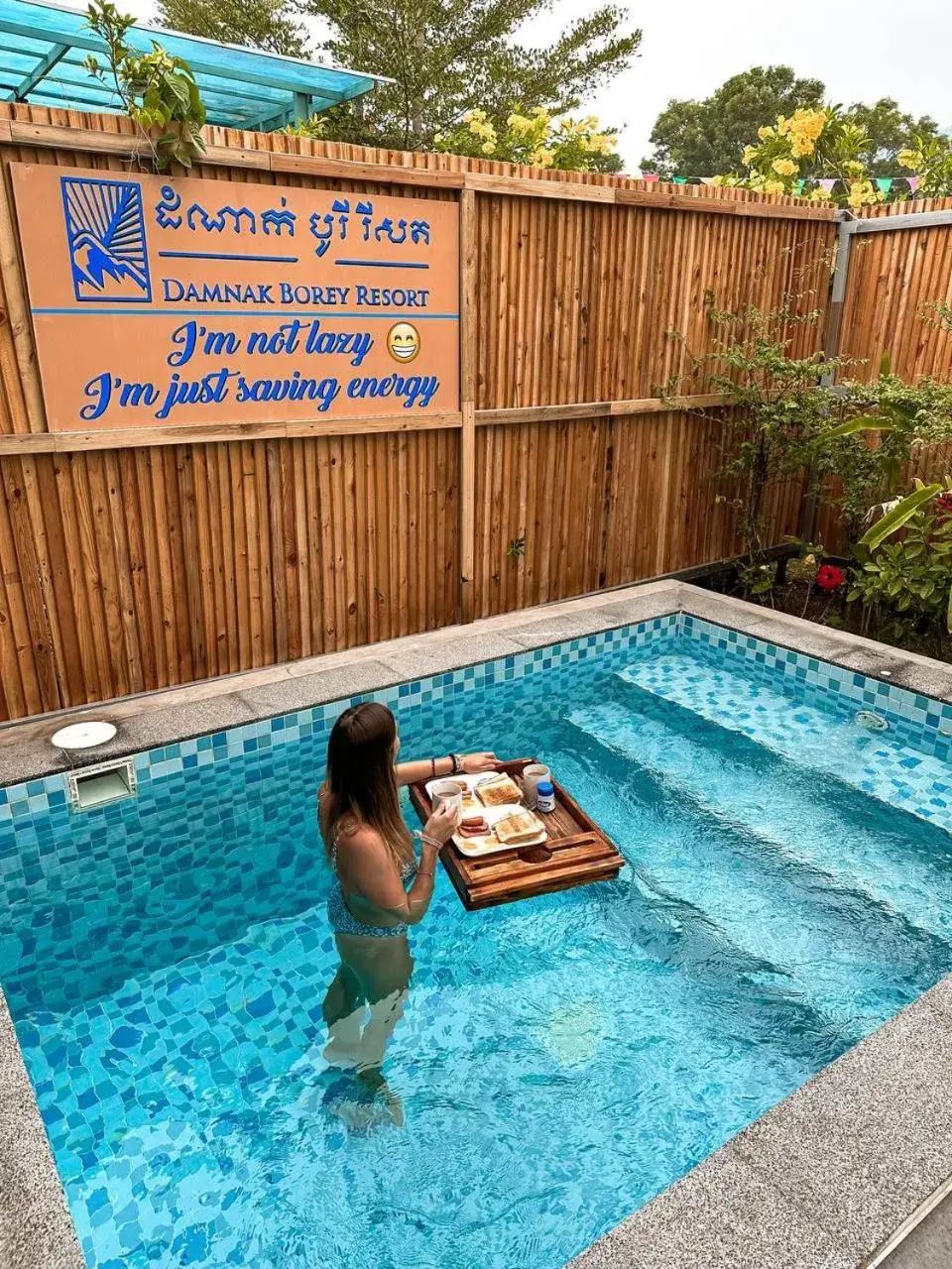 Pool view in Damnak Borey Resort Pool view in Damnak Borey Resort