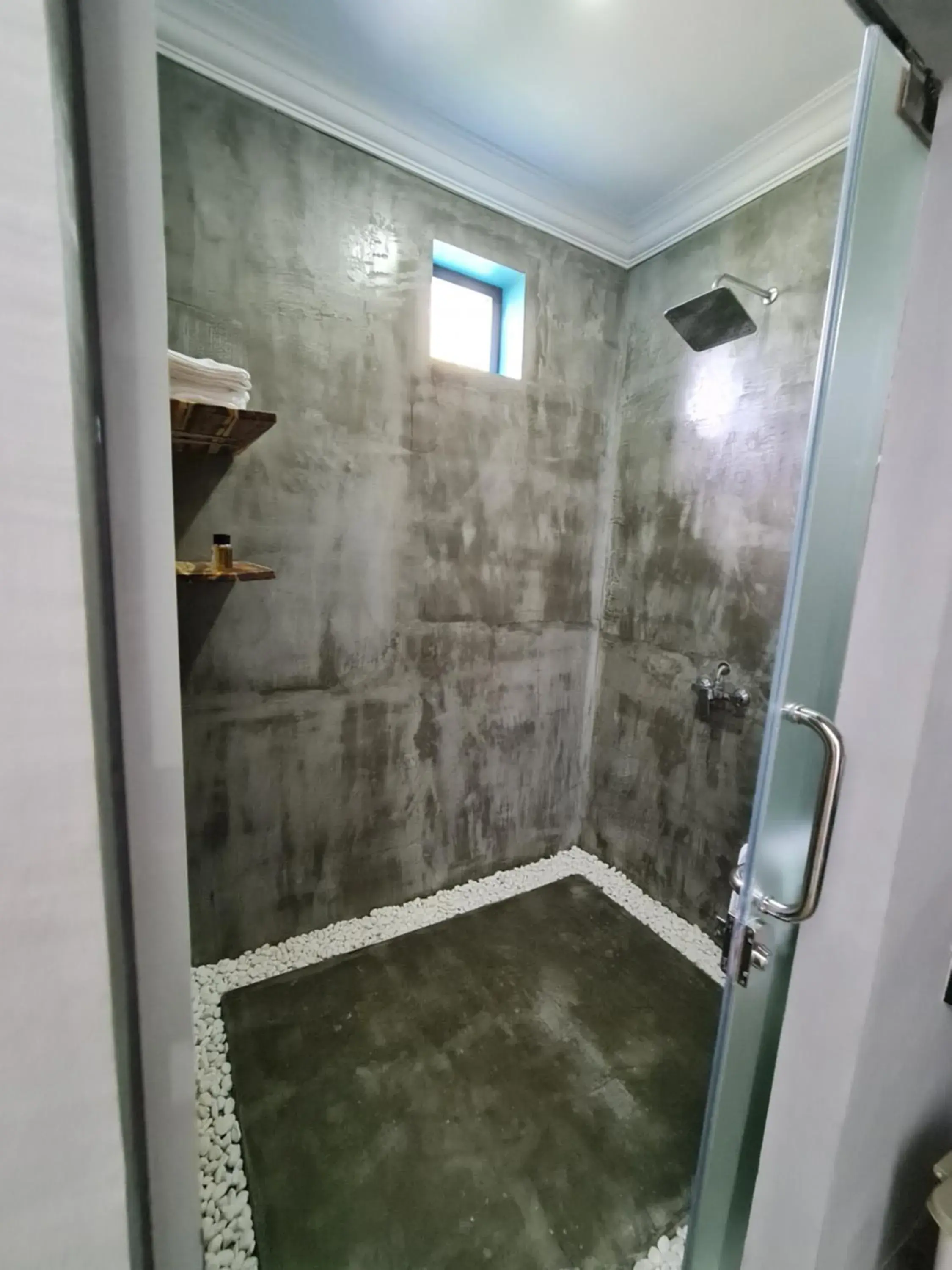 Bathroom in Damnak Borey Resort Bathroom in Damnak Borey Resort