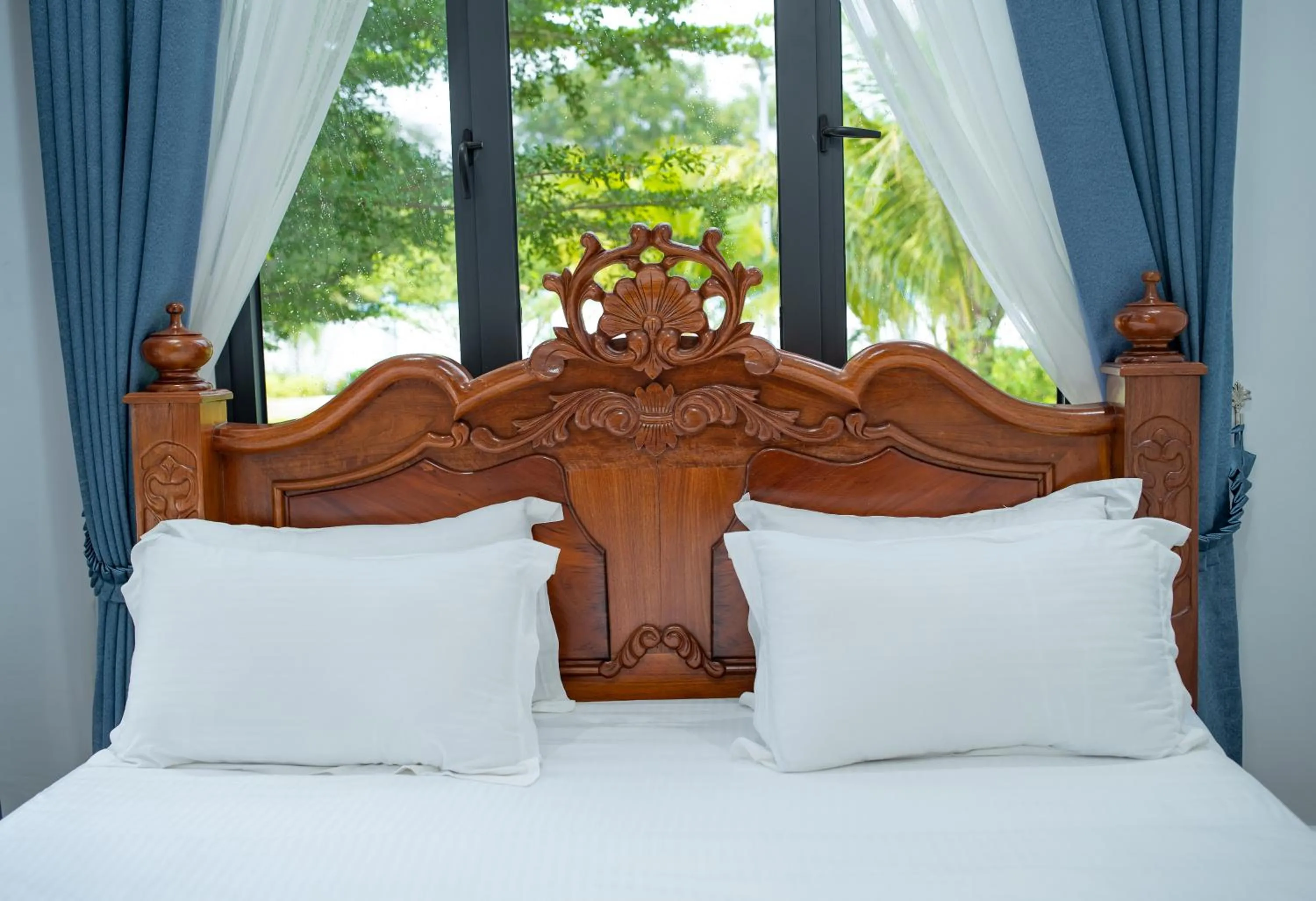 Bedroom, Bed in Damnak Borey Resort