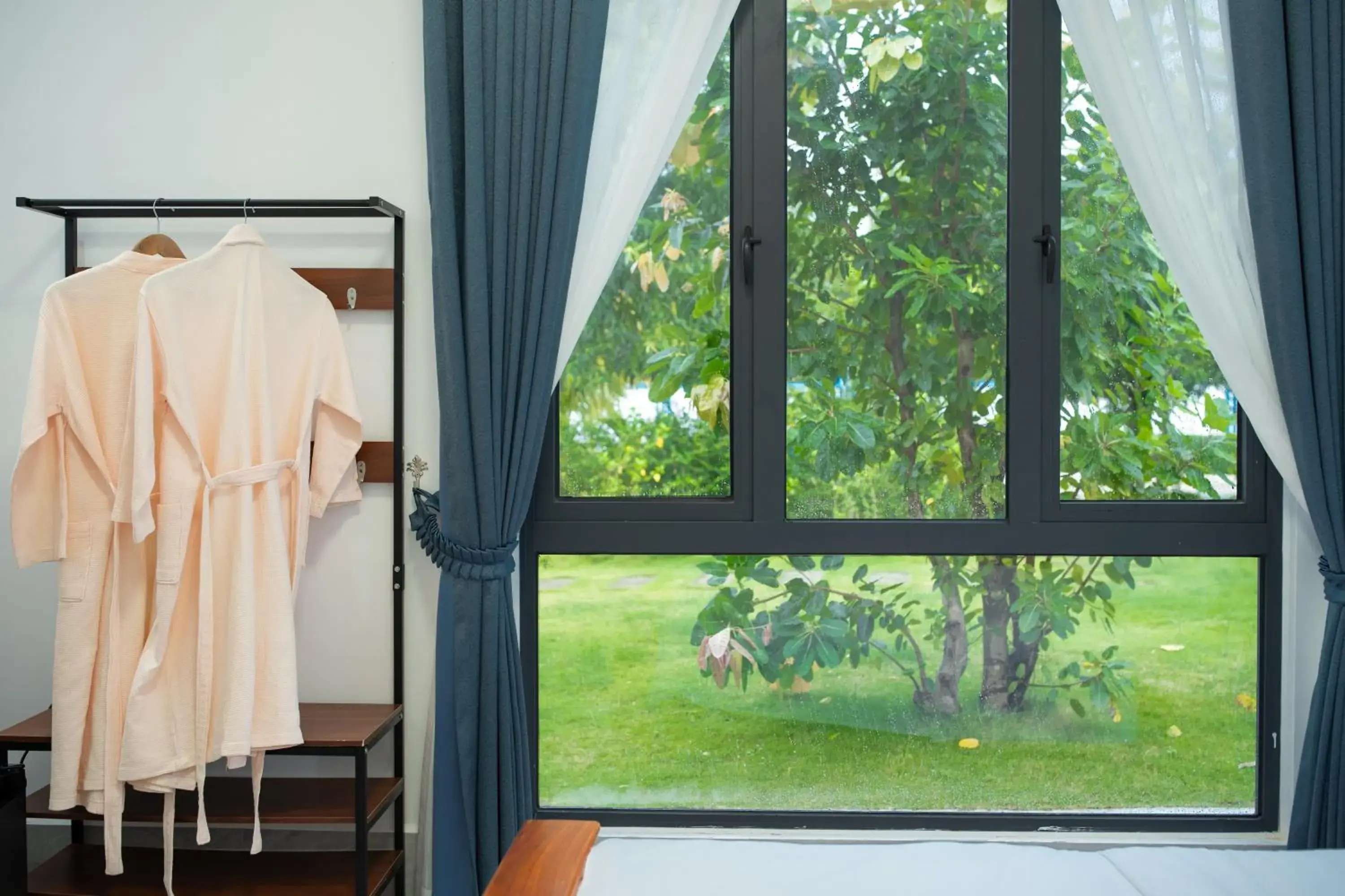 Garden view in Damnak Borey Resort Garden view in Damnak Borey Resort