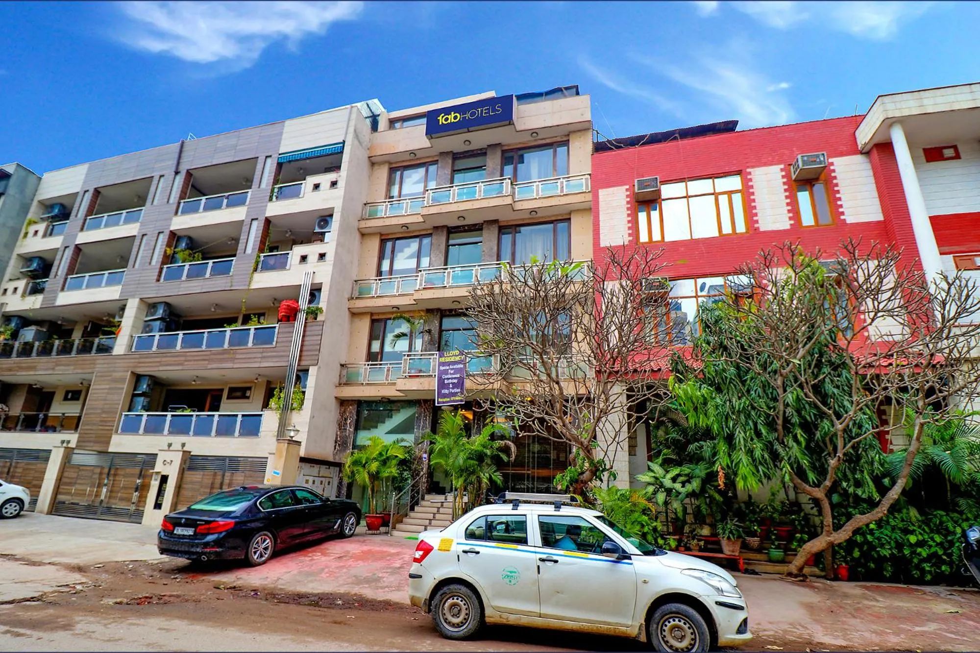 Property building in FabExpress Llyod Residency