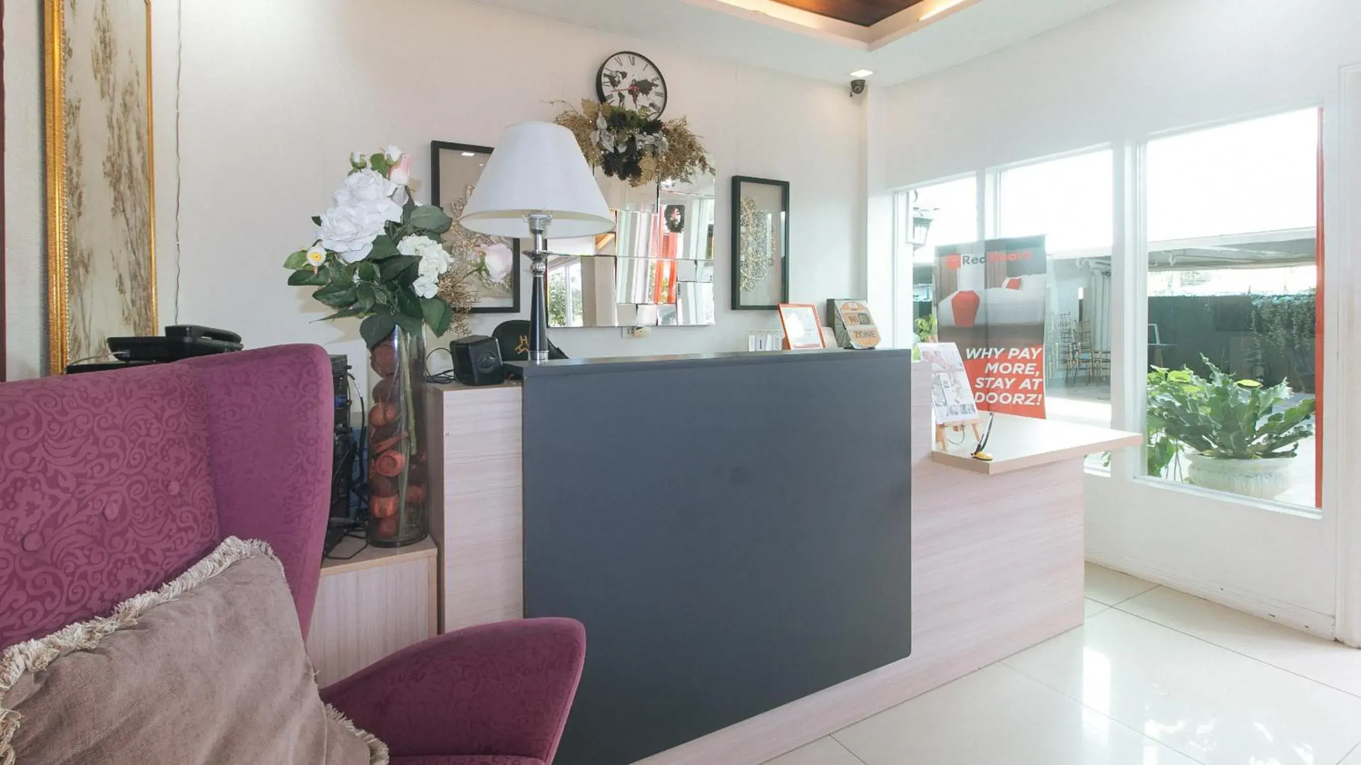 Lobby or reception in RedDoorz Hostel @ St. Paul Village LapuLapu Lobby or reception in RedDoorz Hostel @ St. Paul Village LapuLapu