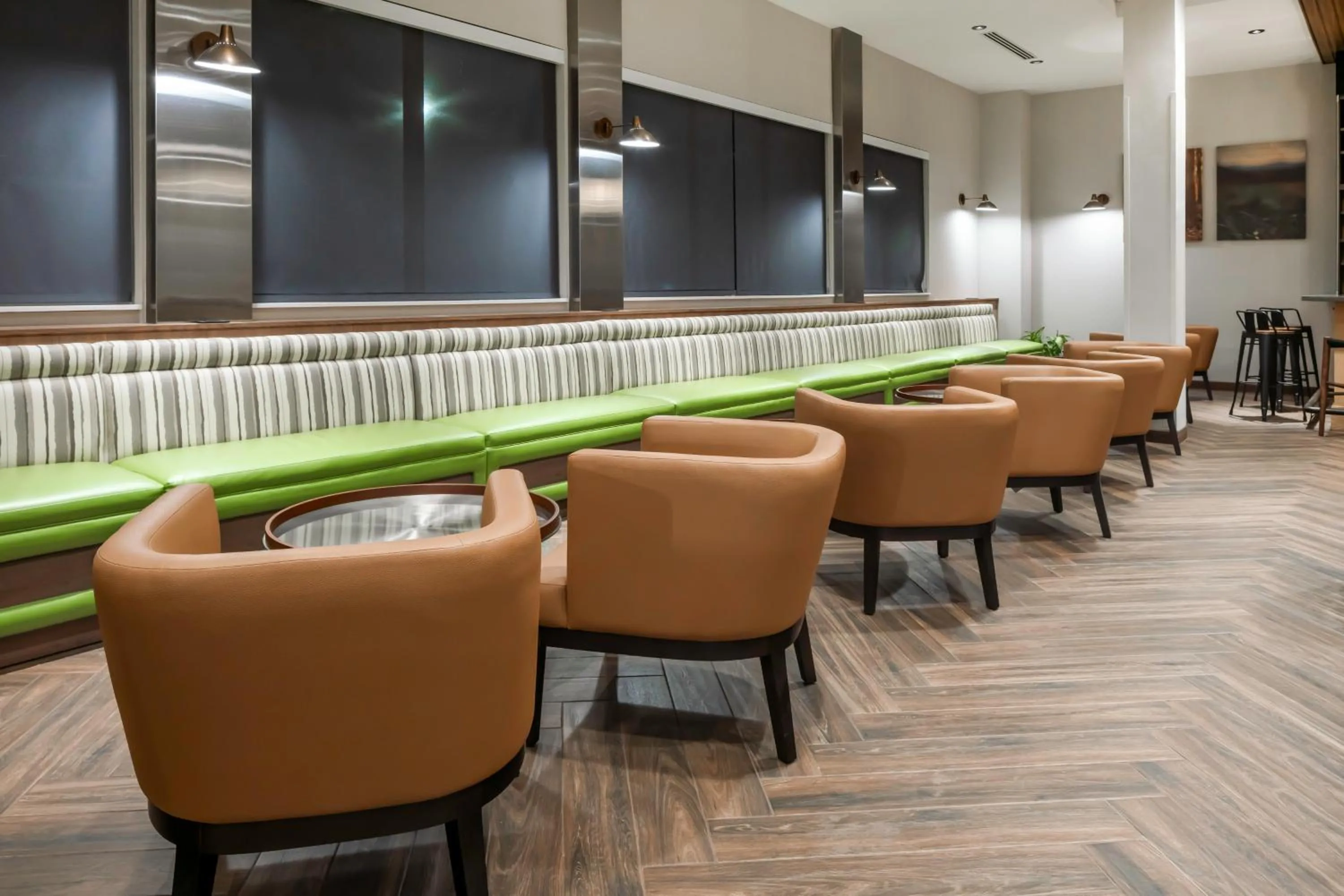 Seating area in Fairfield by Marriott Inn & Suites Kansas City North, Gladstone