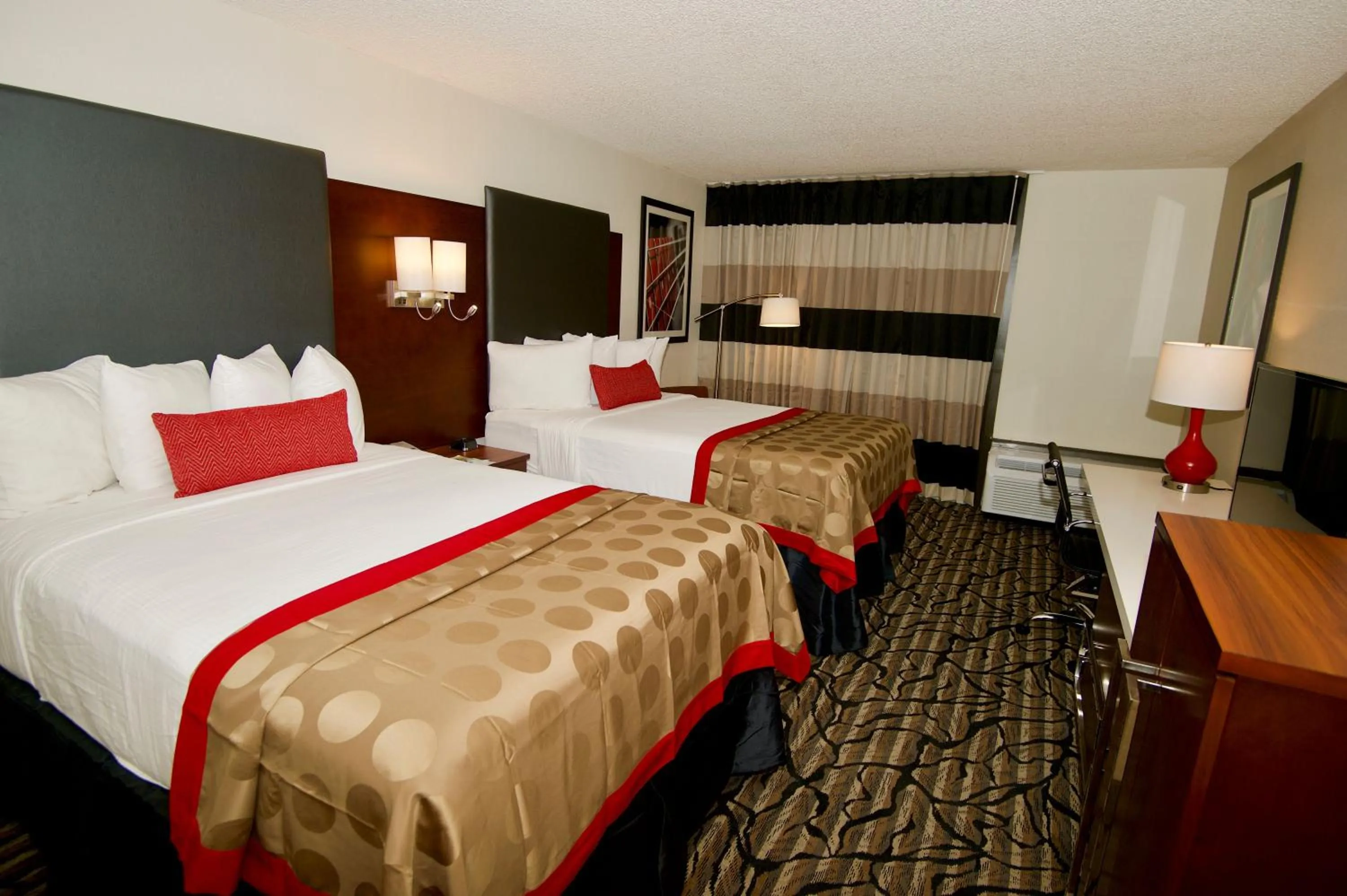 Photo of the whole room, Bed in Ramada by Wyndham Austin South