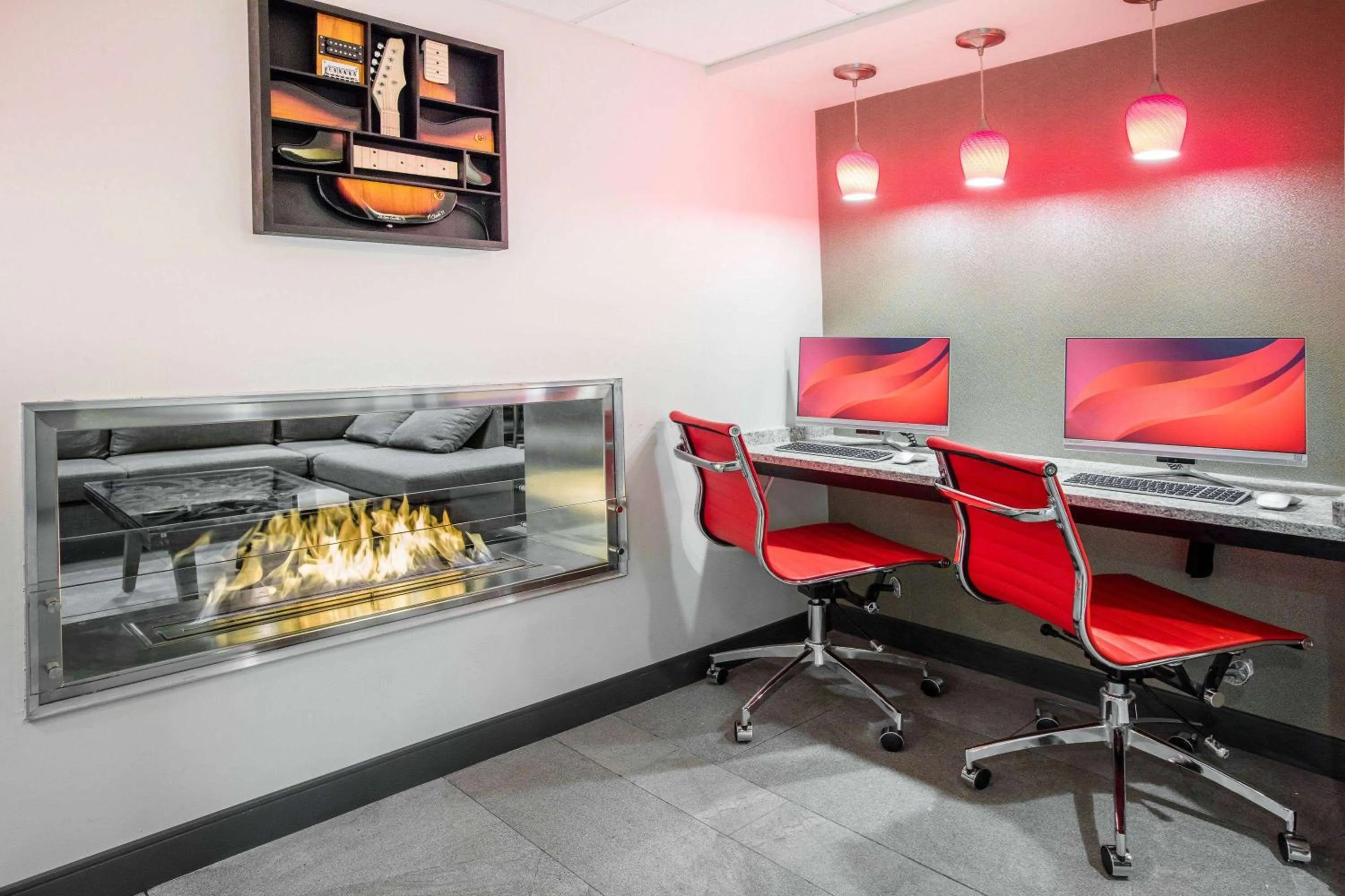 Business facilities in Ramada by Wyndham Austin South