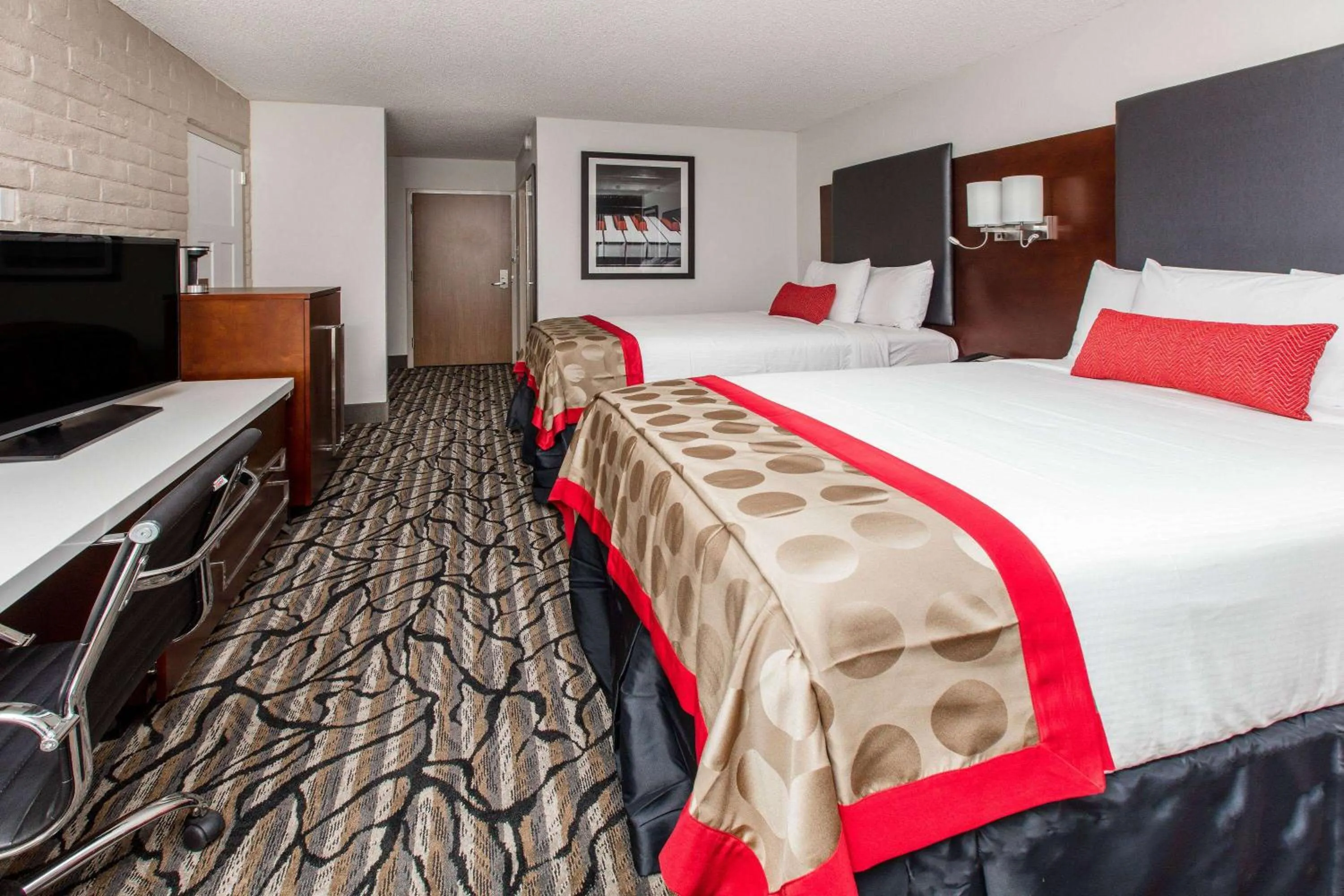 Photo of the whole room, Bed in Ramada by Wyndham Austin South