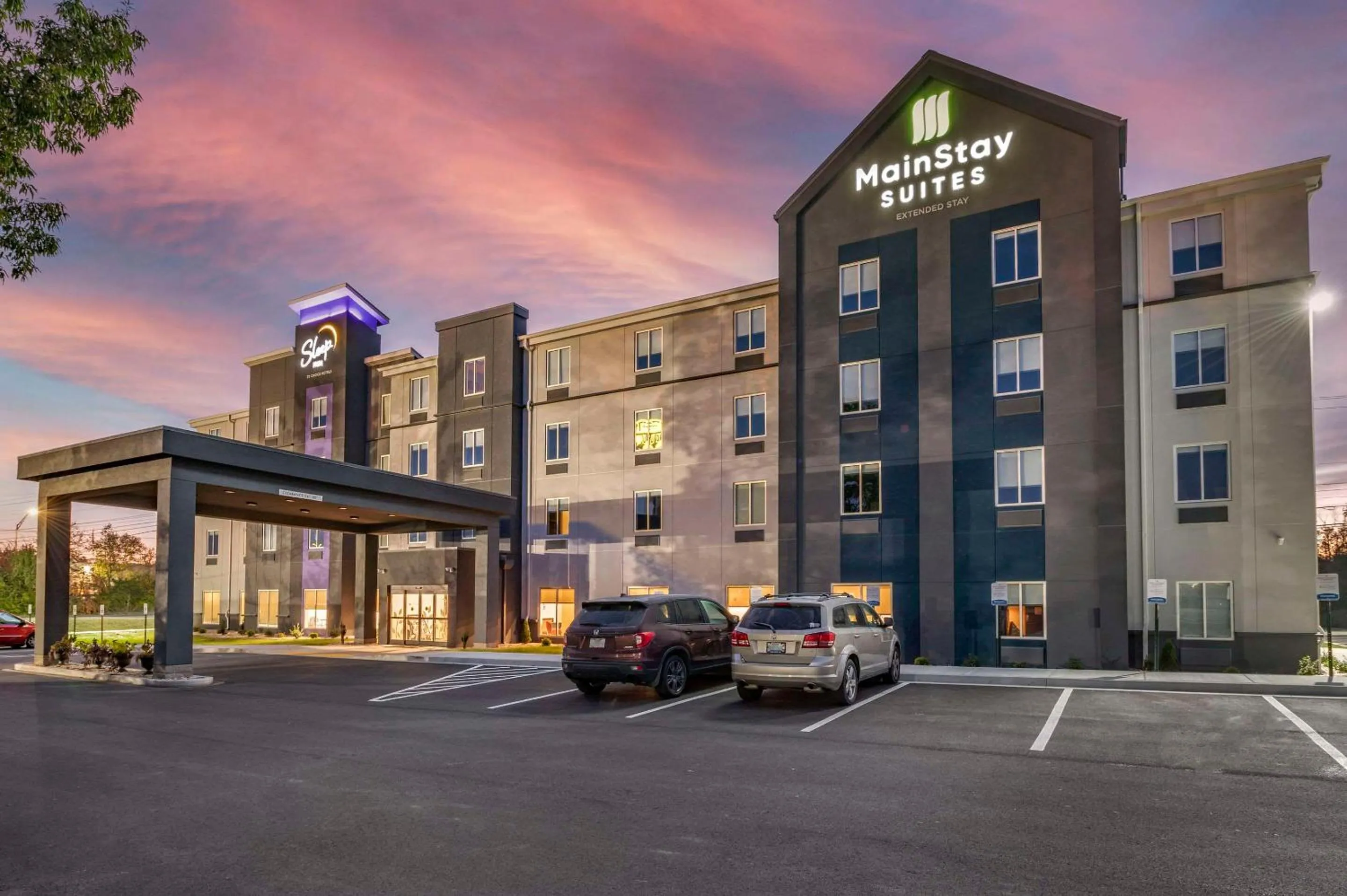 Property building in MainStay Suites Georgetown Lexington North