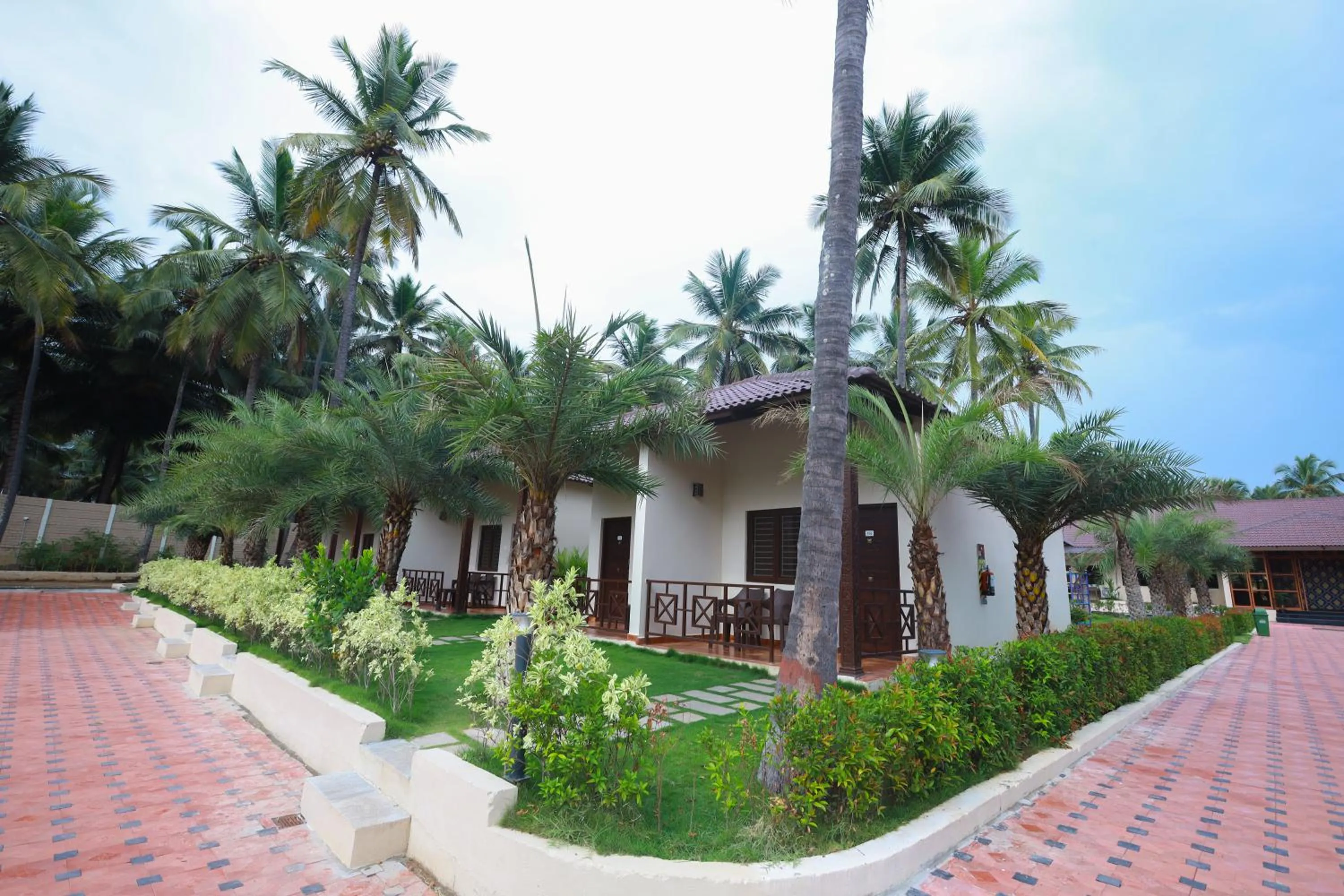 Facade/entrance in Royal Destiny Resort