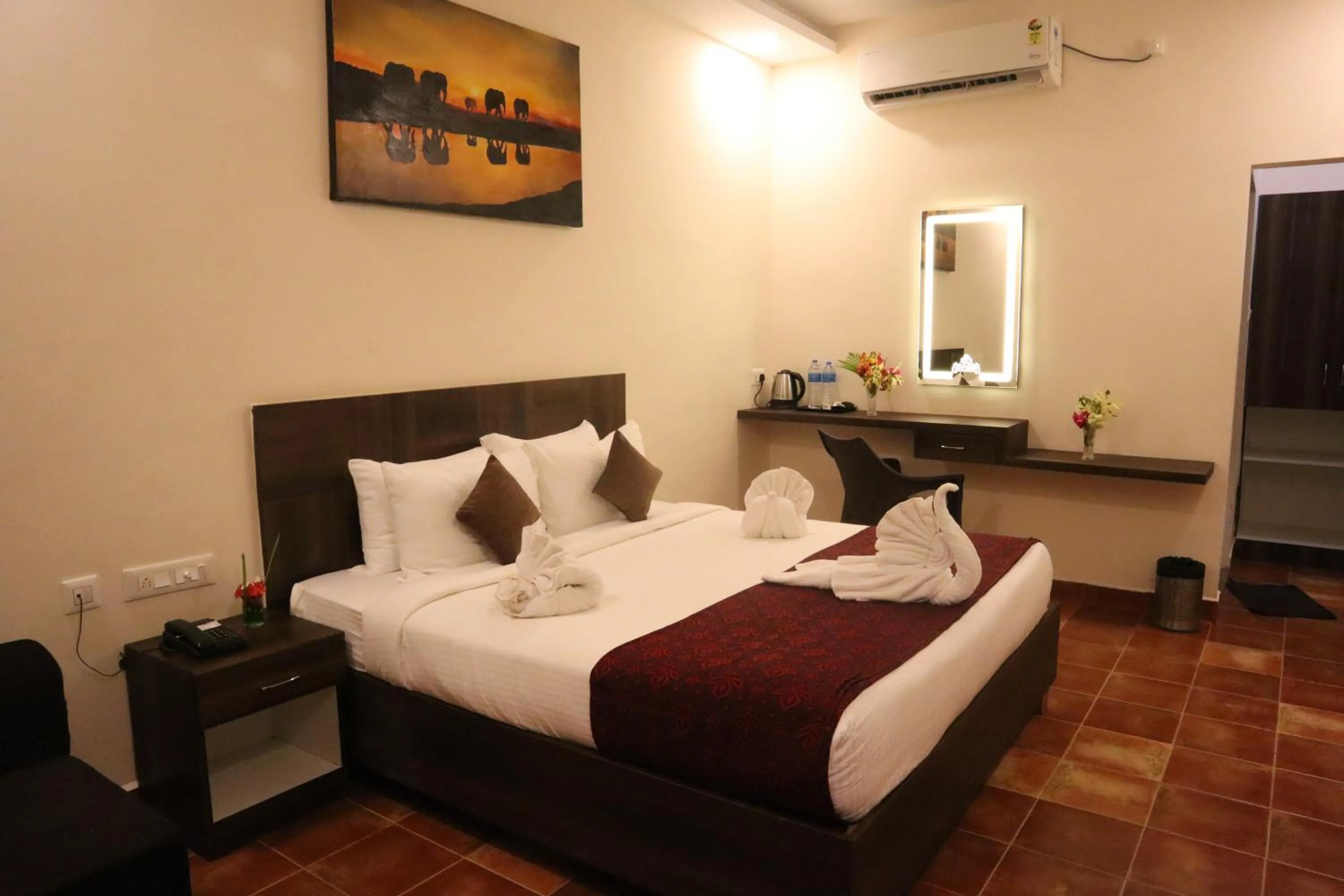 Bedroom, Bed in Royal Destiny Resort