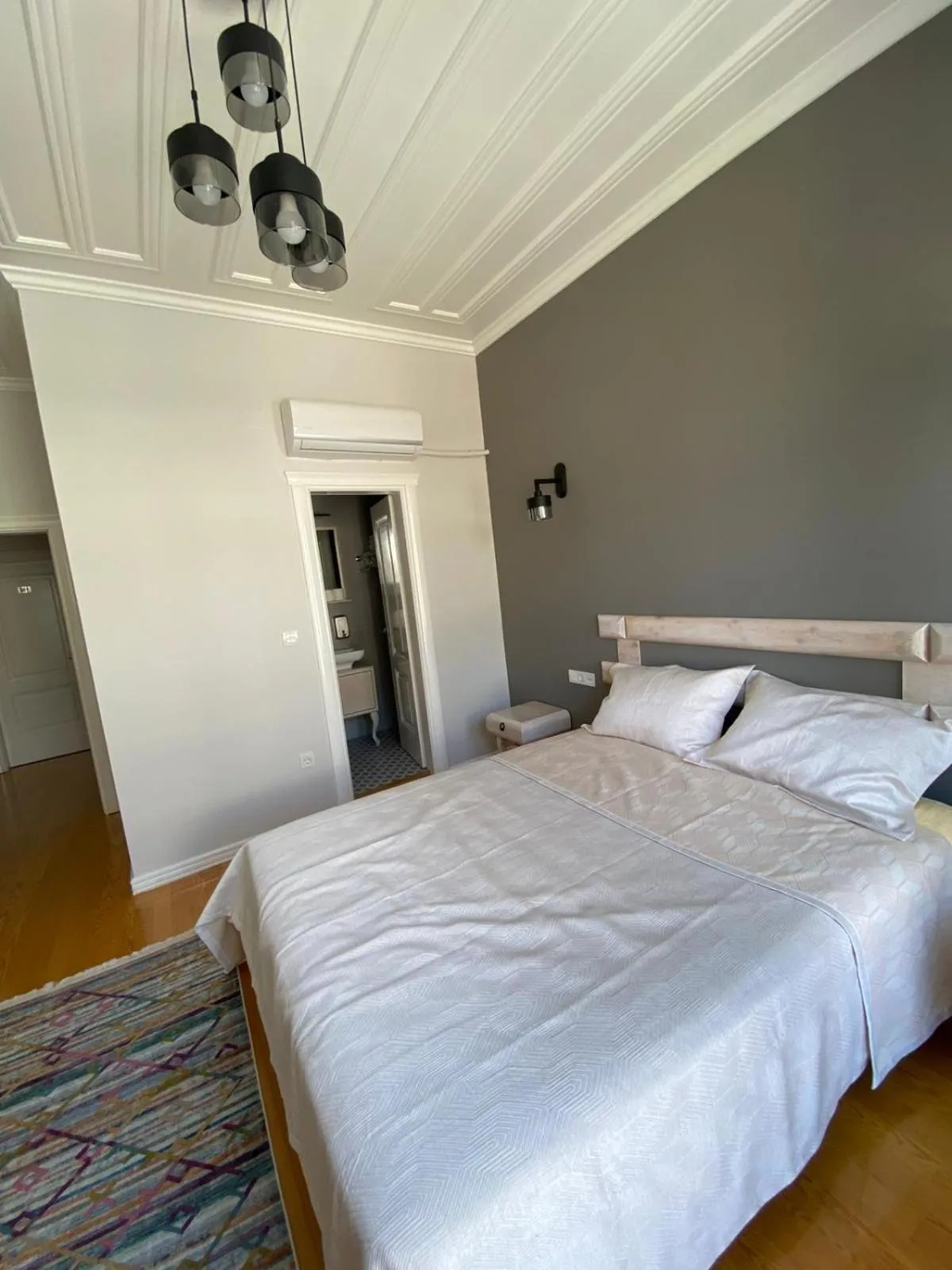 Bed in White Island Boutique Otel