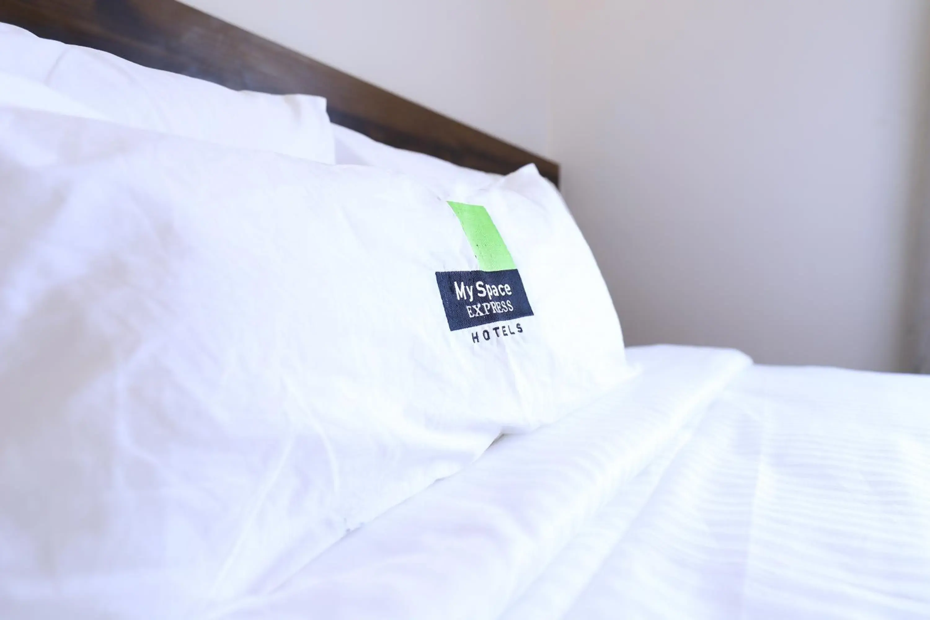 Bed in MySpace Express GD Inn Bed in MySpace Express GD Inn