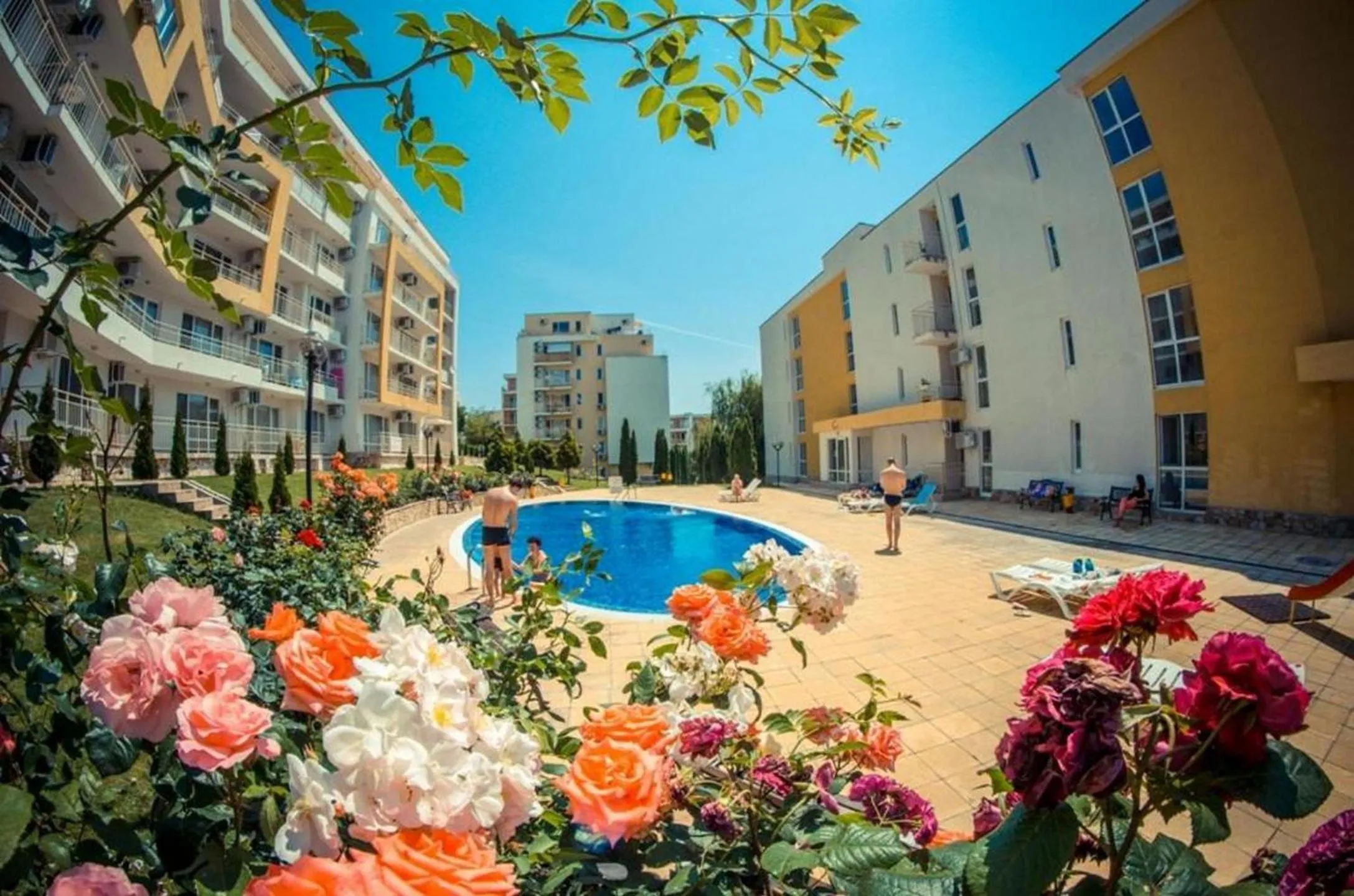 Swimming pool in Fort Noks - Menada Apartments