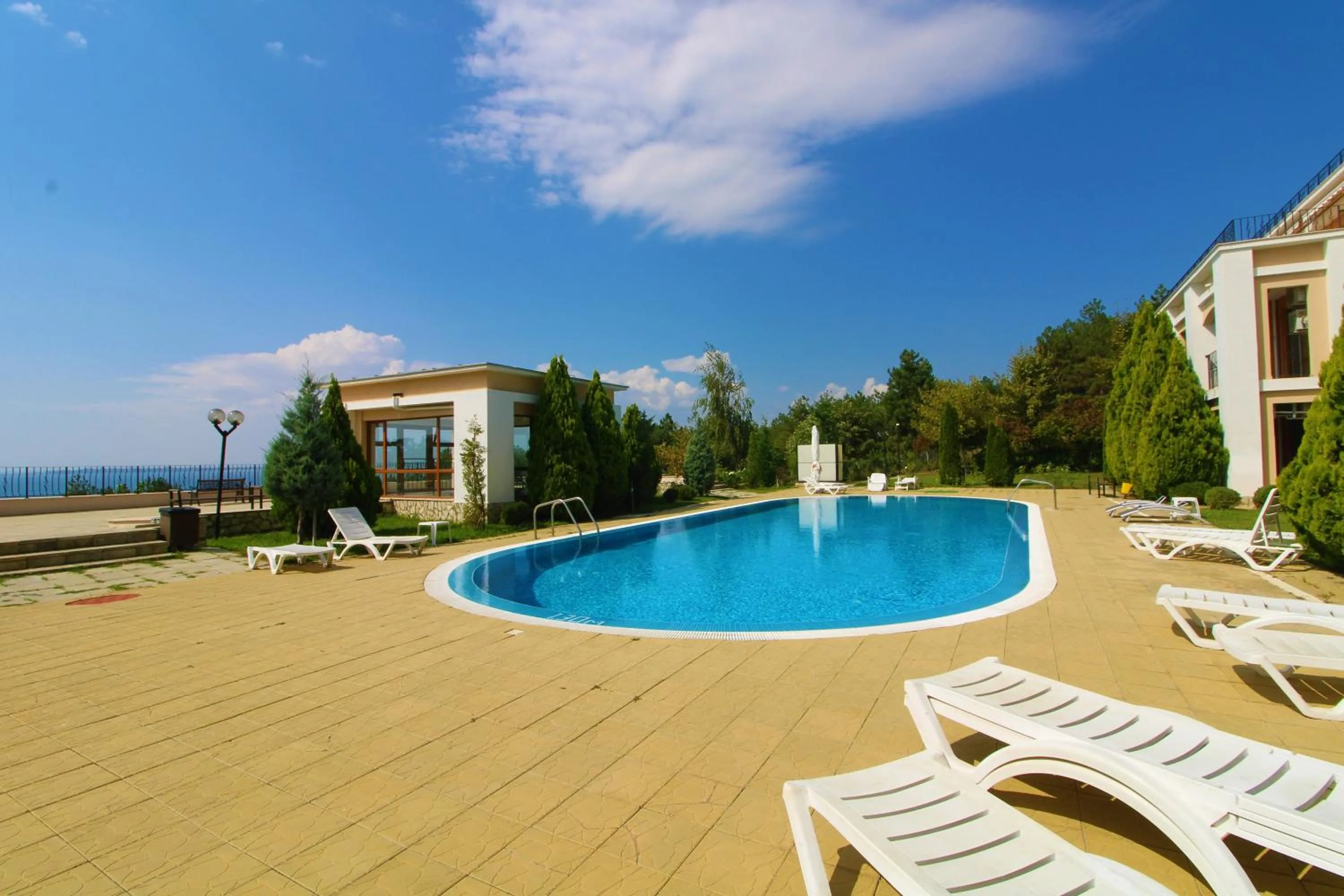 Swimming pool in Fort Noks - Menada Apartments