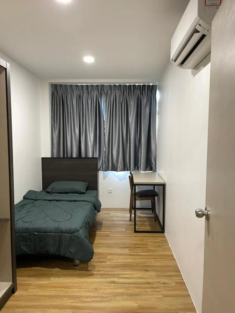 Bedroom, Bed in CA Homestay