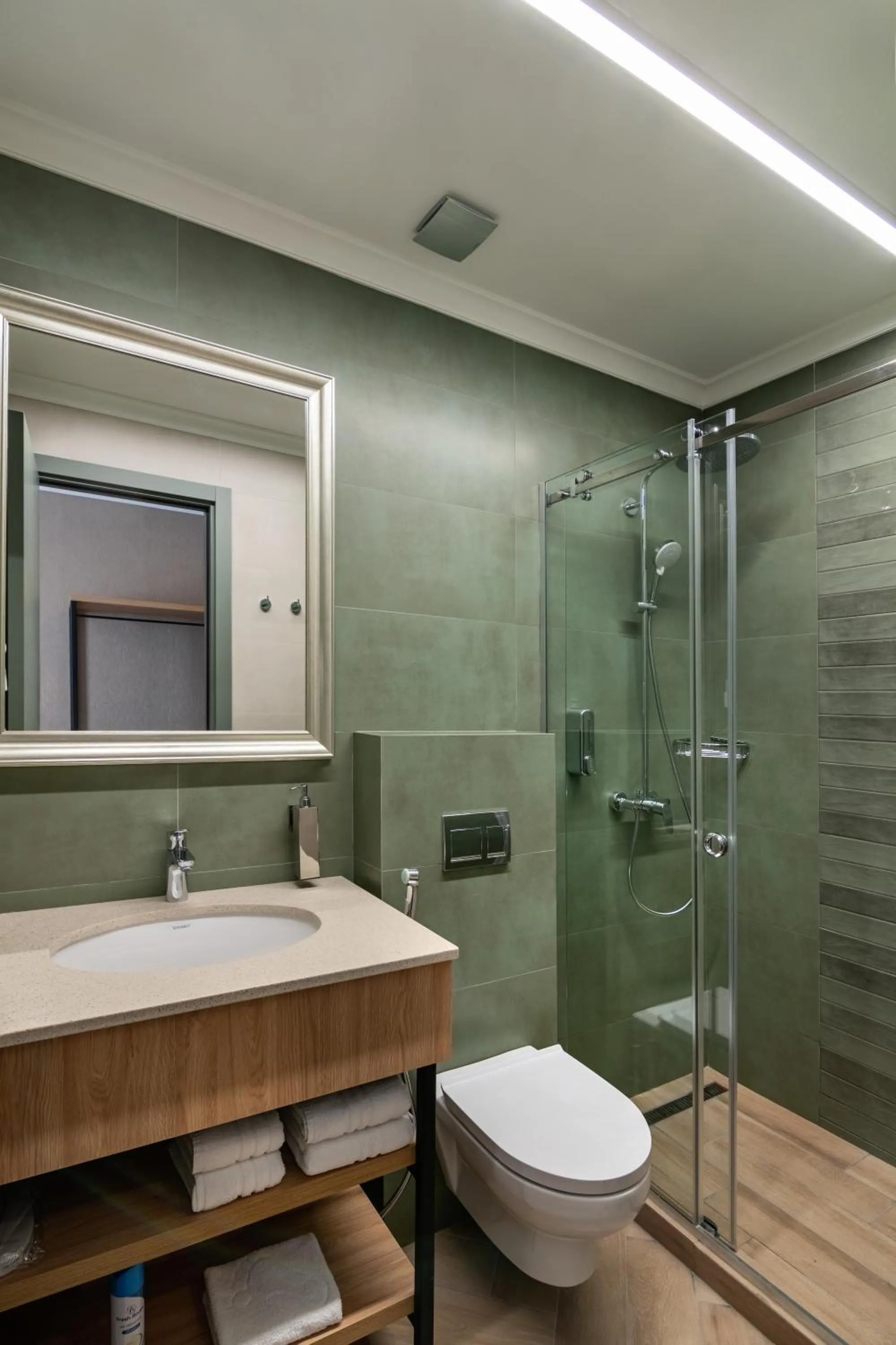 Bathroom in Hotel Old Wall