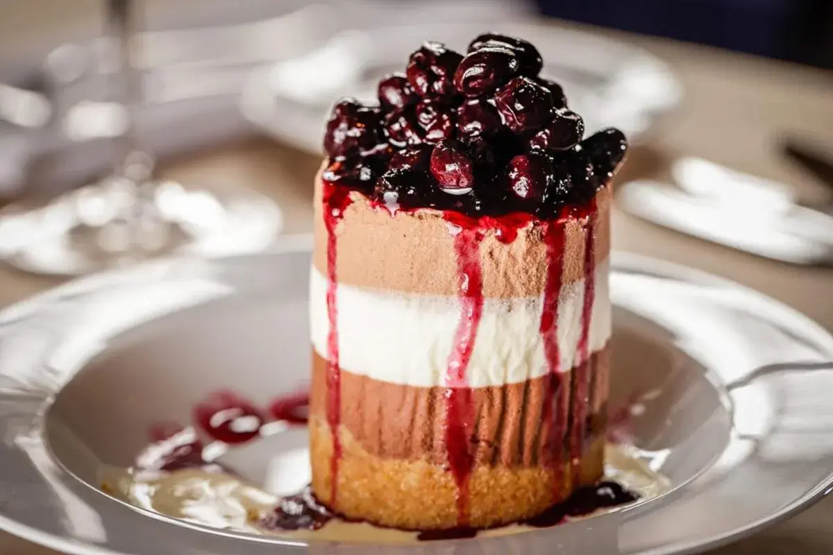 Restaurant/places to eat in Kandahar Lodge at Whitefish Mountain Resort Restaurant/places to eat in Kandahar Lodge at Whitefish Mountain Resort