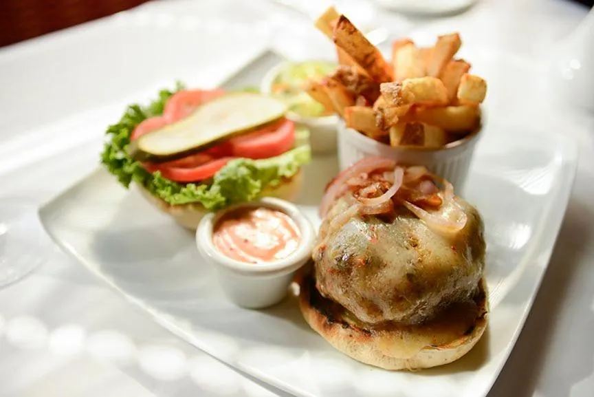 Restaurant/places to eat in Kandahar Lodge at Whitefish Mountain Resort