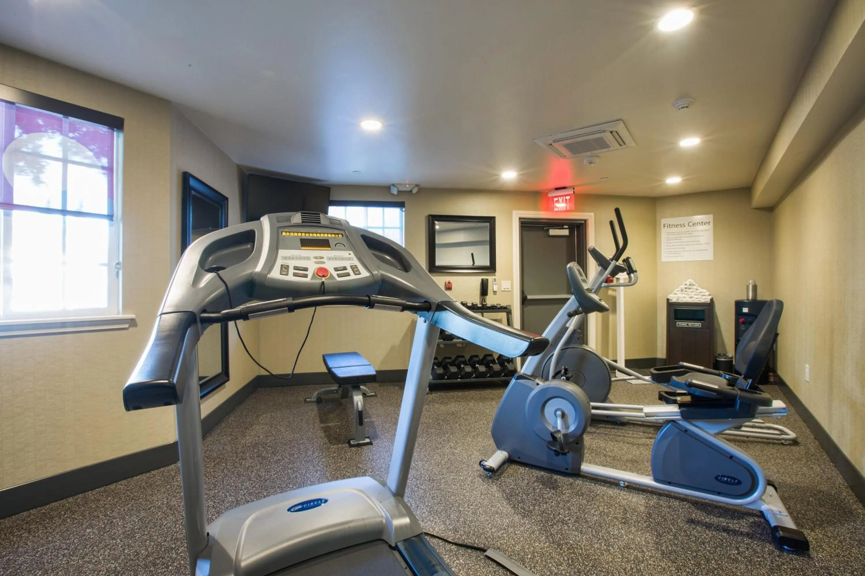 Spa and wellness centre/facilities in Holiday Inn Express Mountain View South Palo Alto by IHG