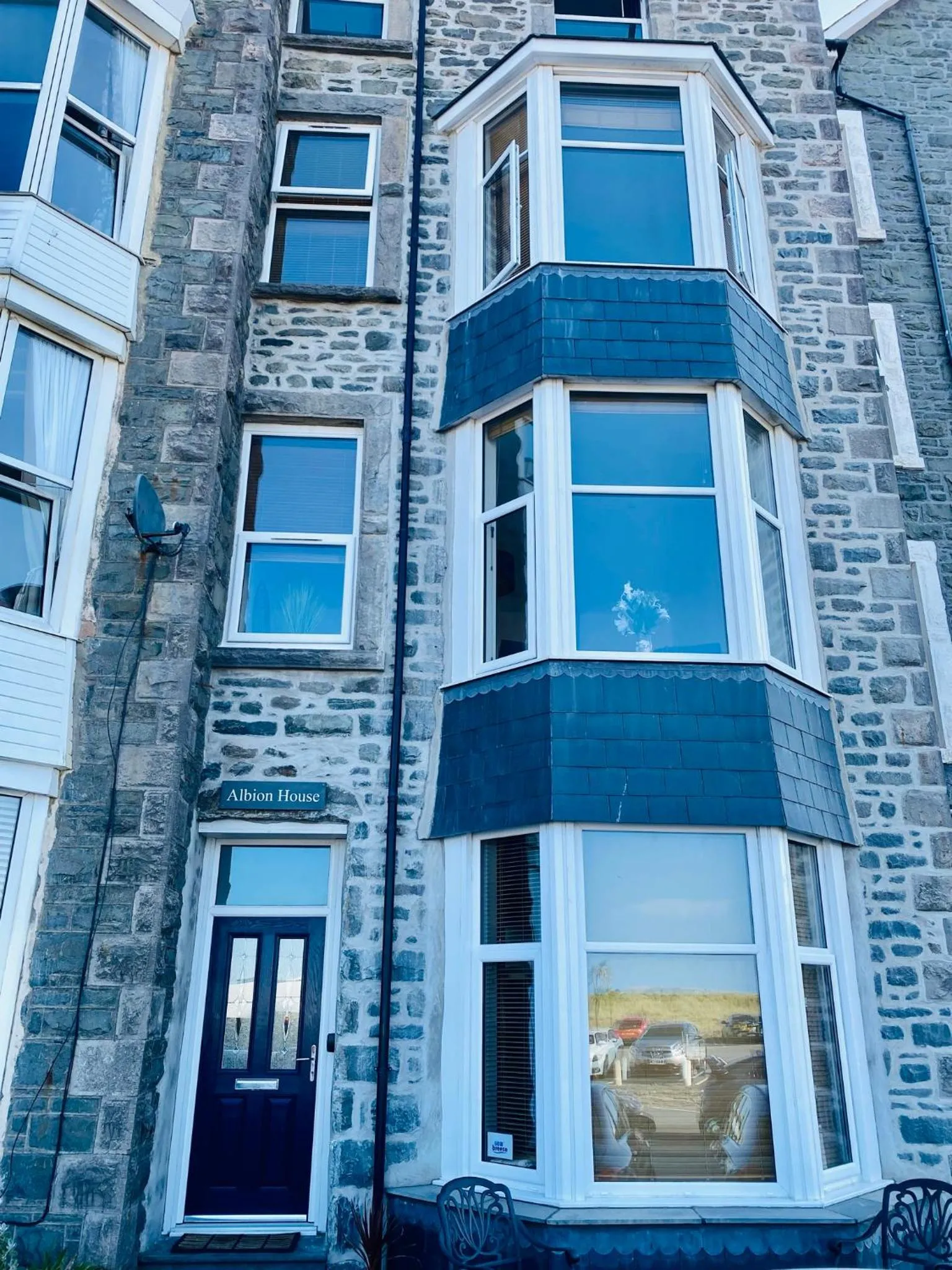 Property building in Bellaview Apartment Barmouth