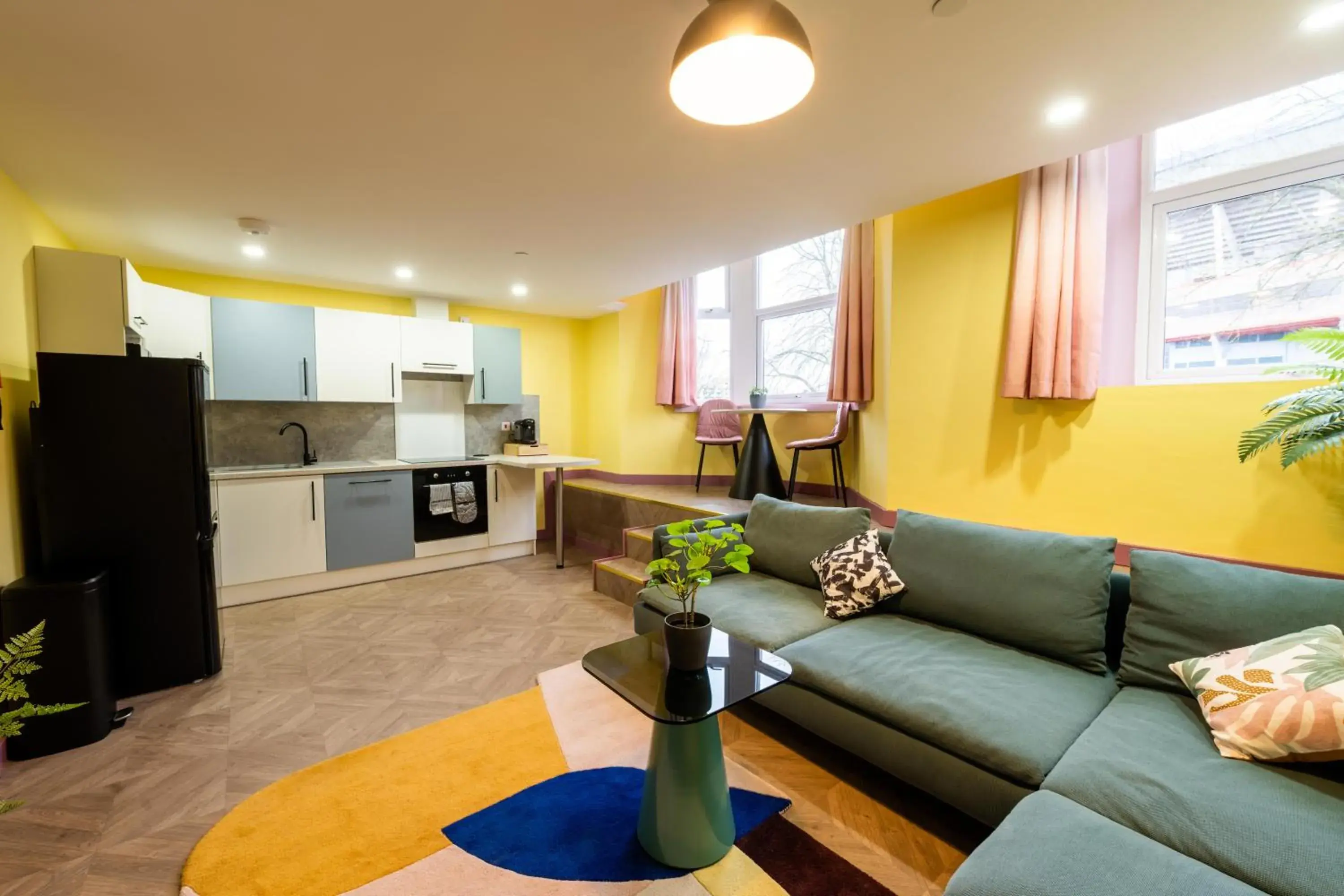 Aaron Wise - 51 Fitzhamon Apartments Aaron Wise - 51 Fitzhamon Apartments