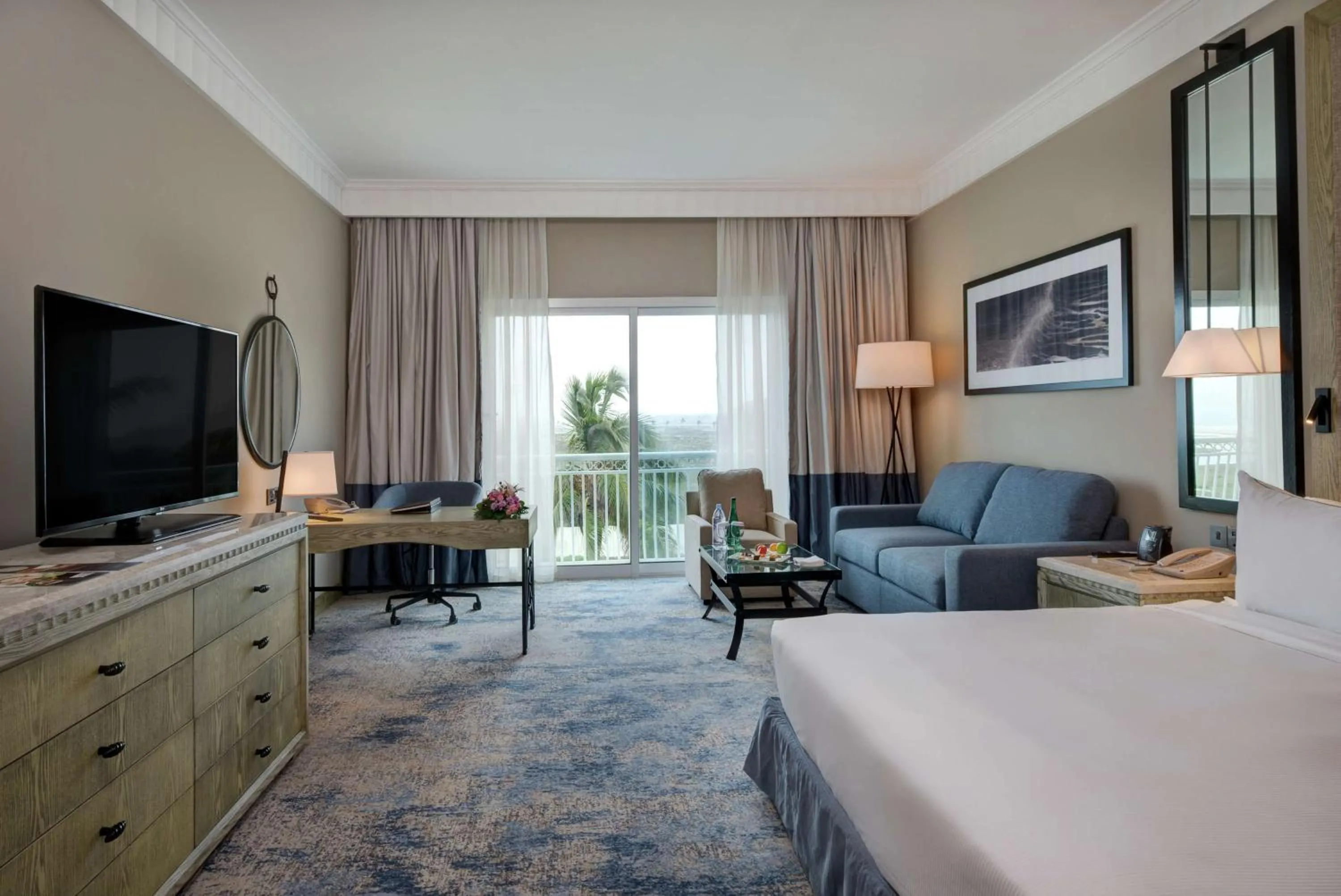 Bedroom, Bed in Hilton Salalah Resort