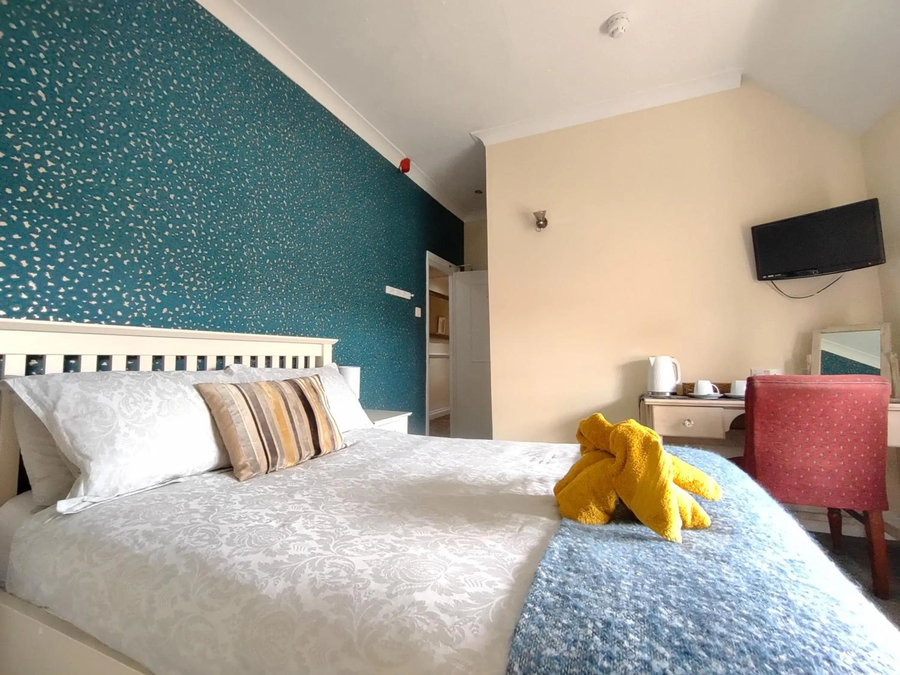 Bed in The Shoulder at Hardstoft