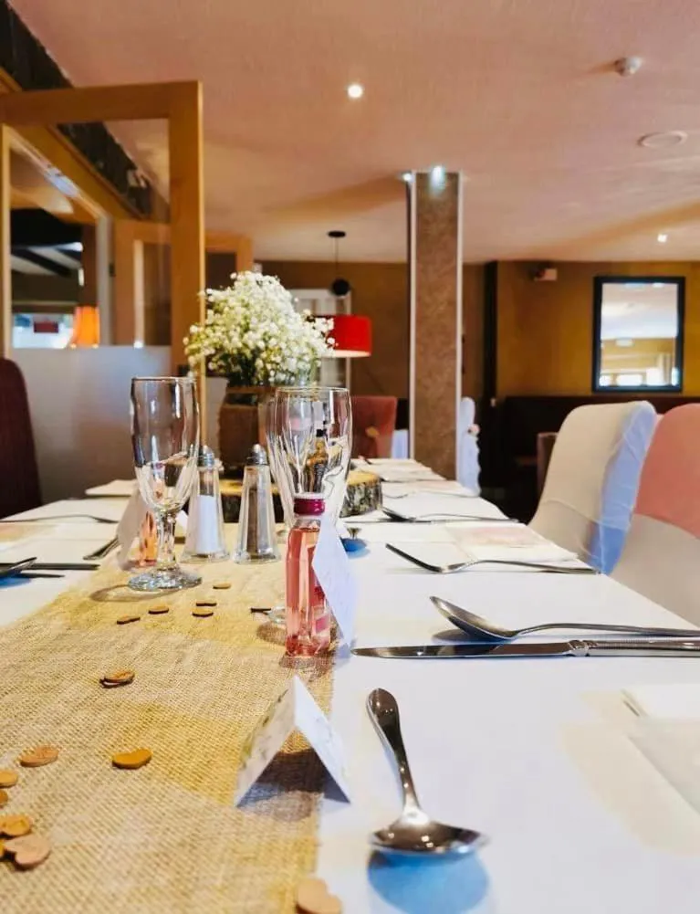 Restaurant/places to eat in The Shoulder at Hardstoft