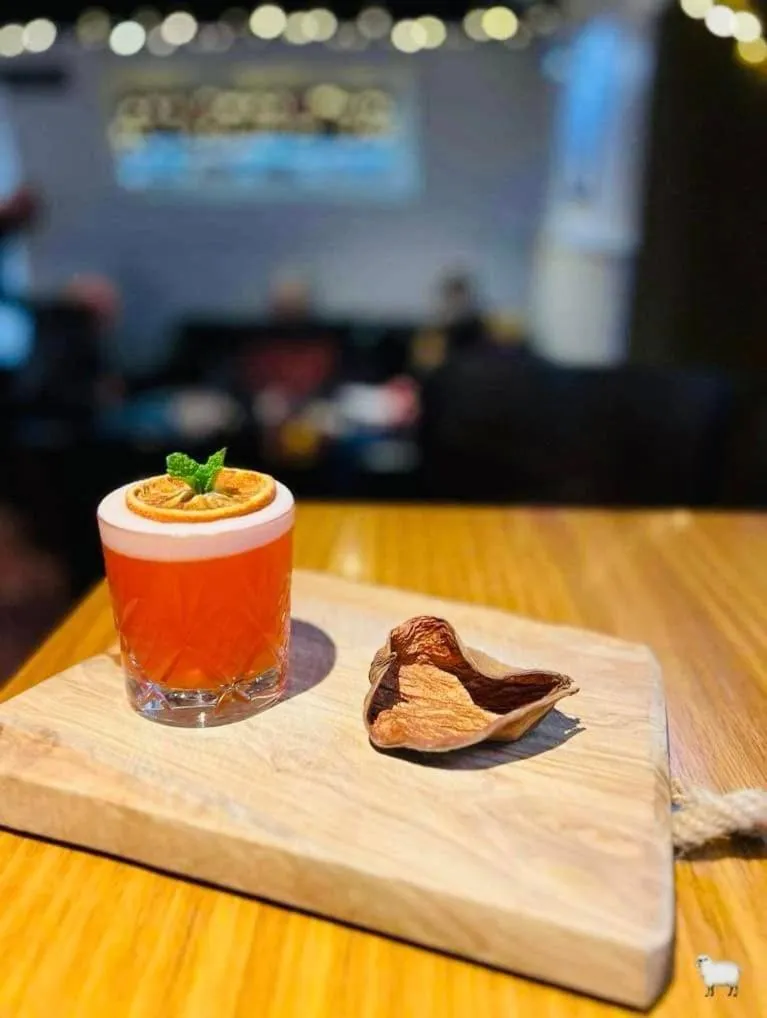 Food and drinks in The Shoulder at Hardstoft