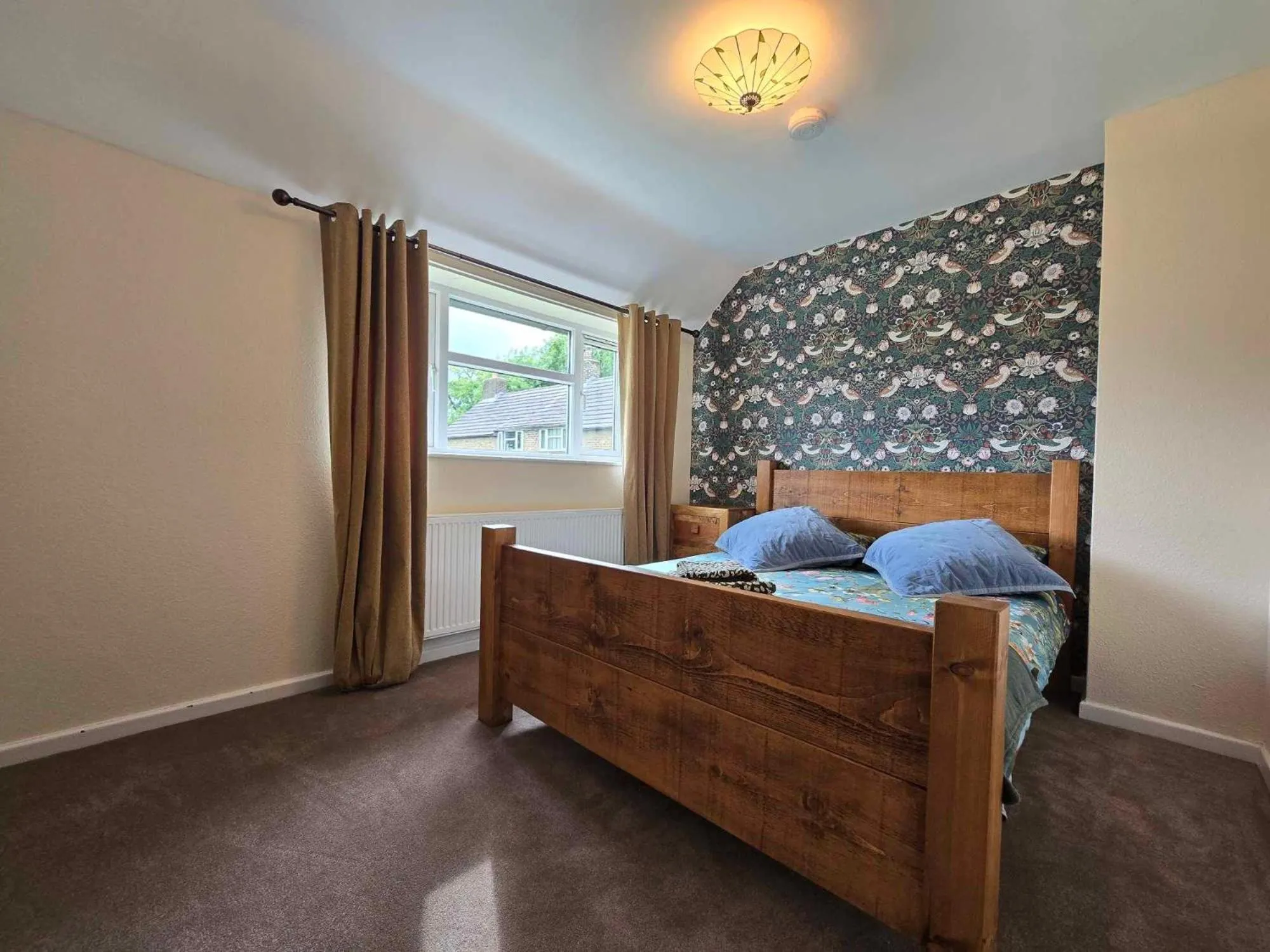 Bed in The Shoulder at Hardstoft