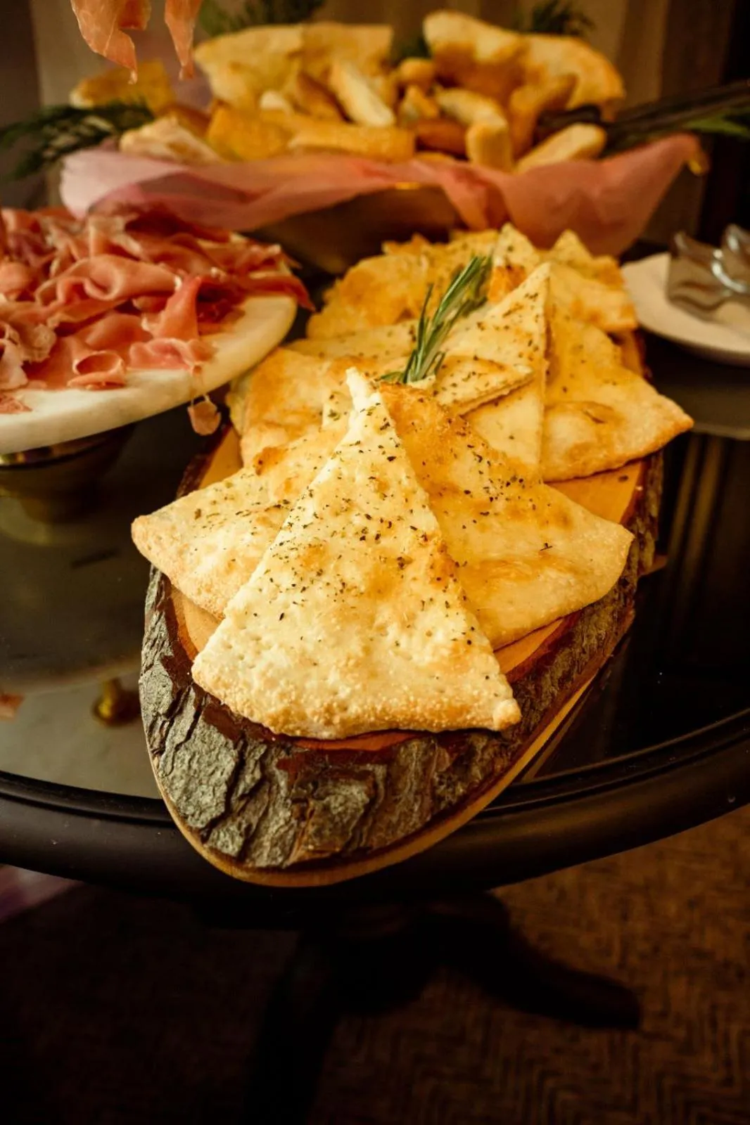 Restaurant/places to eat in Aria by Brilliant