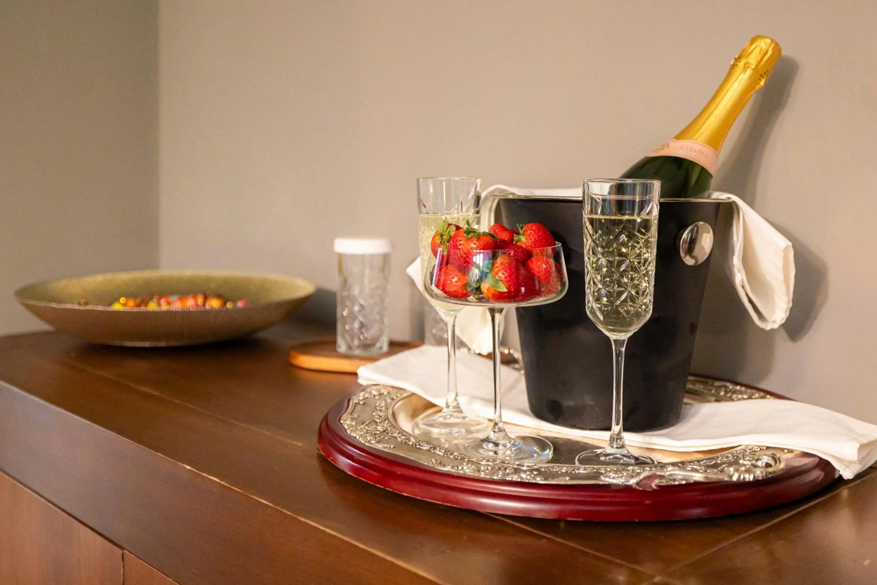 Food and drinks in Aria by Brilliant