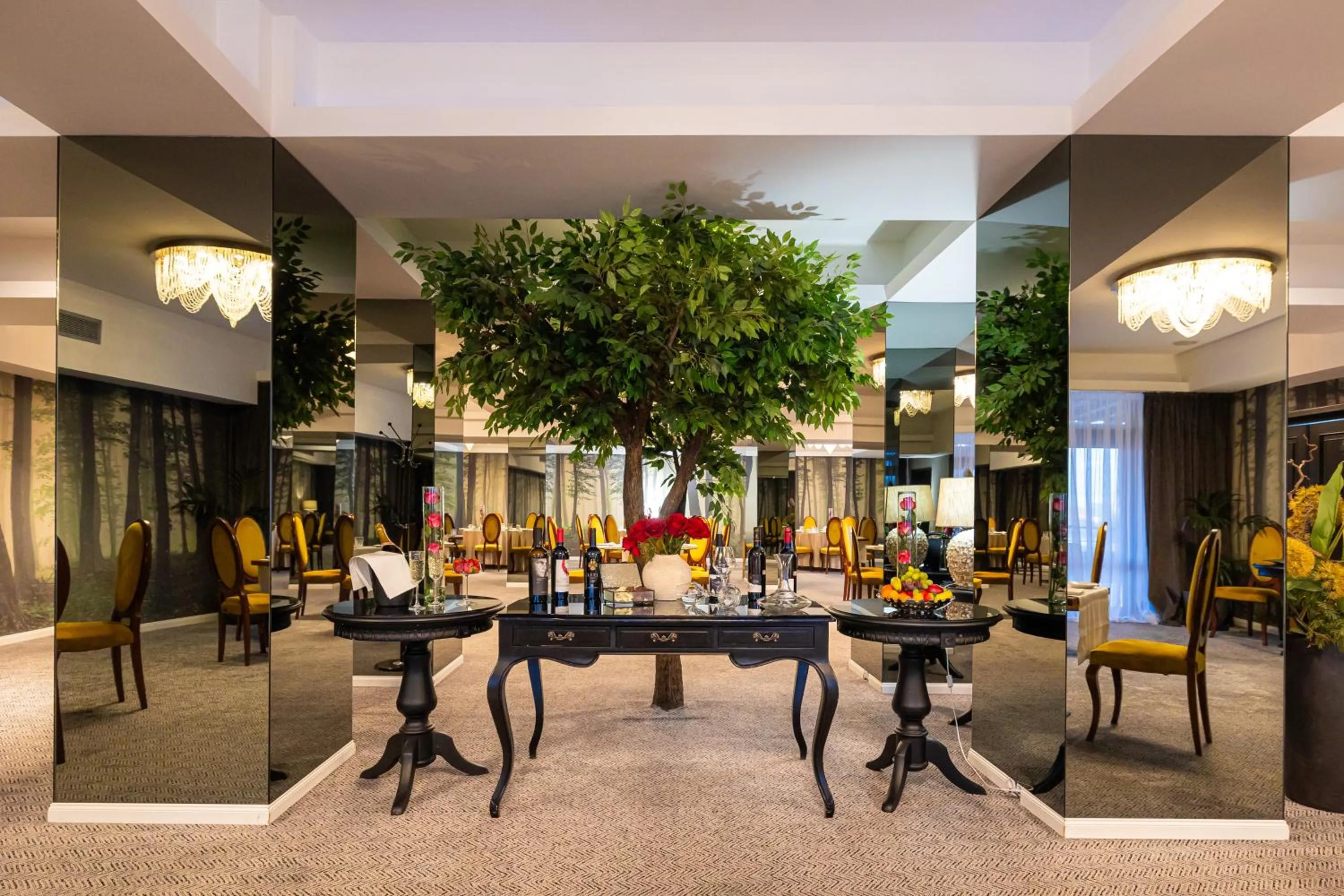 Restaurant/places to eat in Aria by Brilliant
