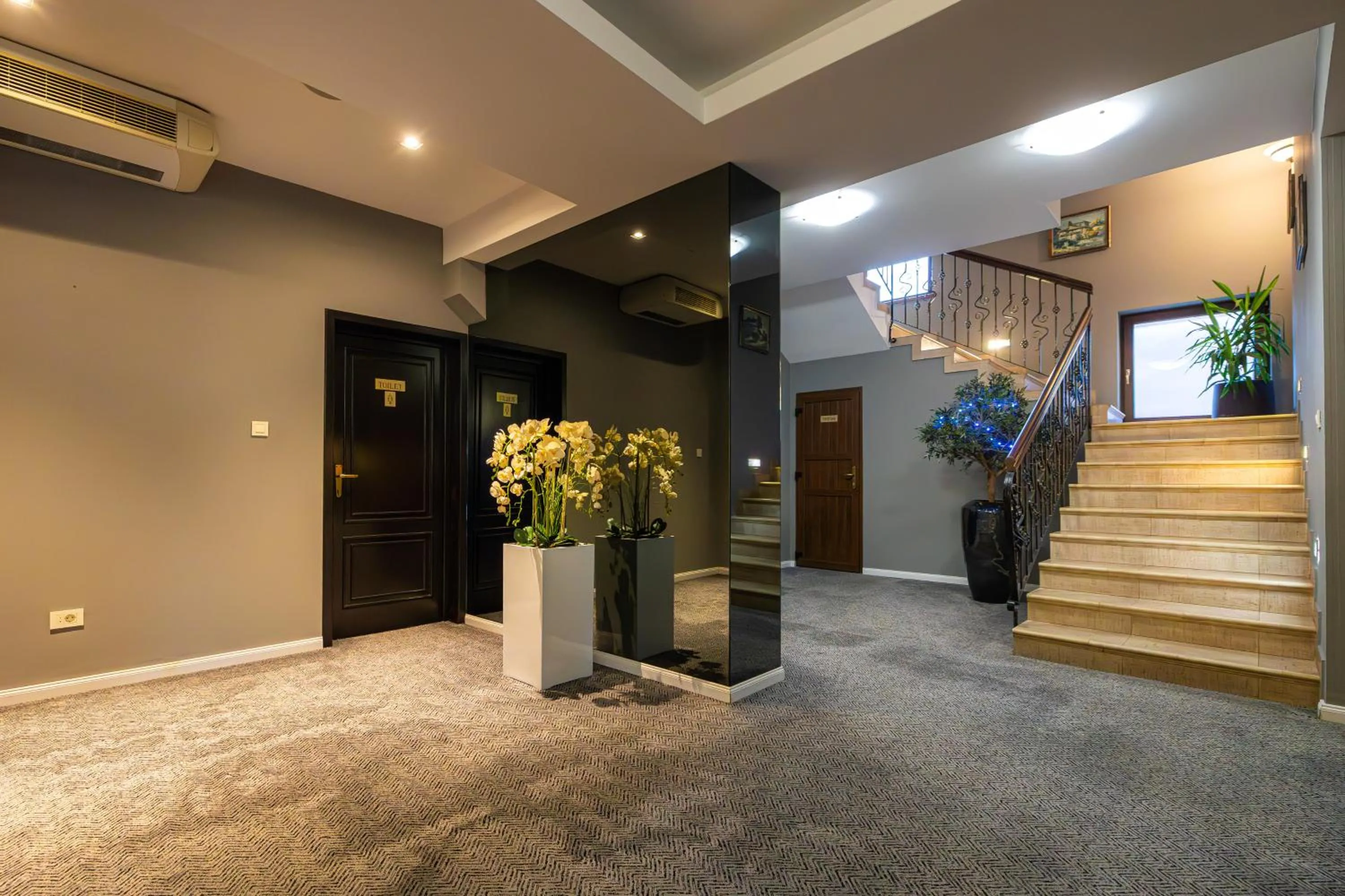 Lobby or reception in Aria by Brilliant