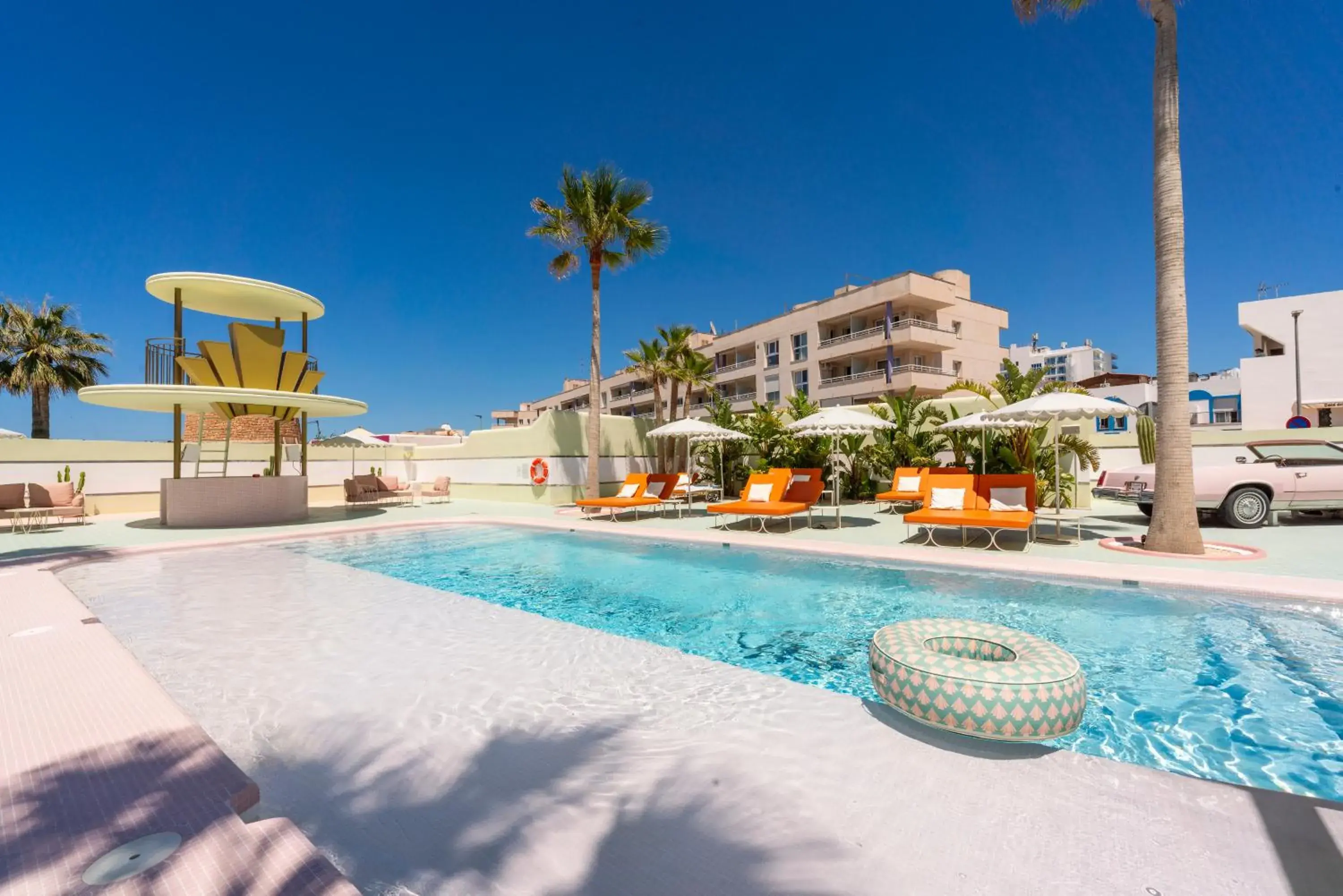 Swimming pool in Grand Paradiso Ibiza - Adults Only Swimming pool in Grand Paradiso Ibiza - Adults Only