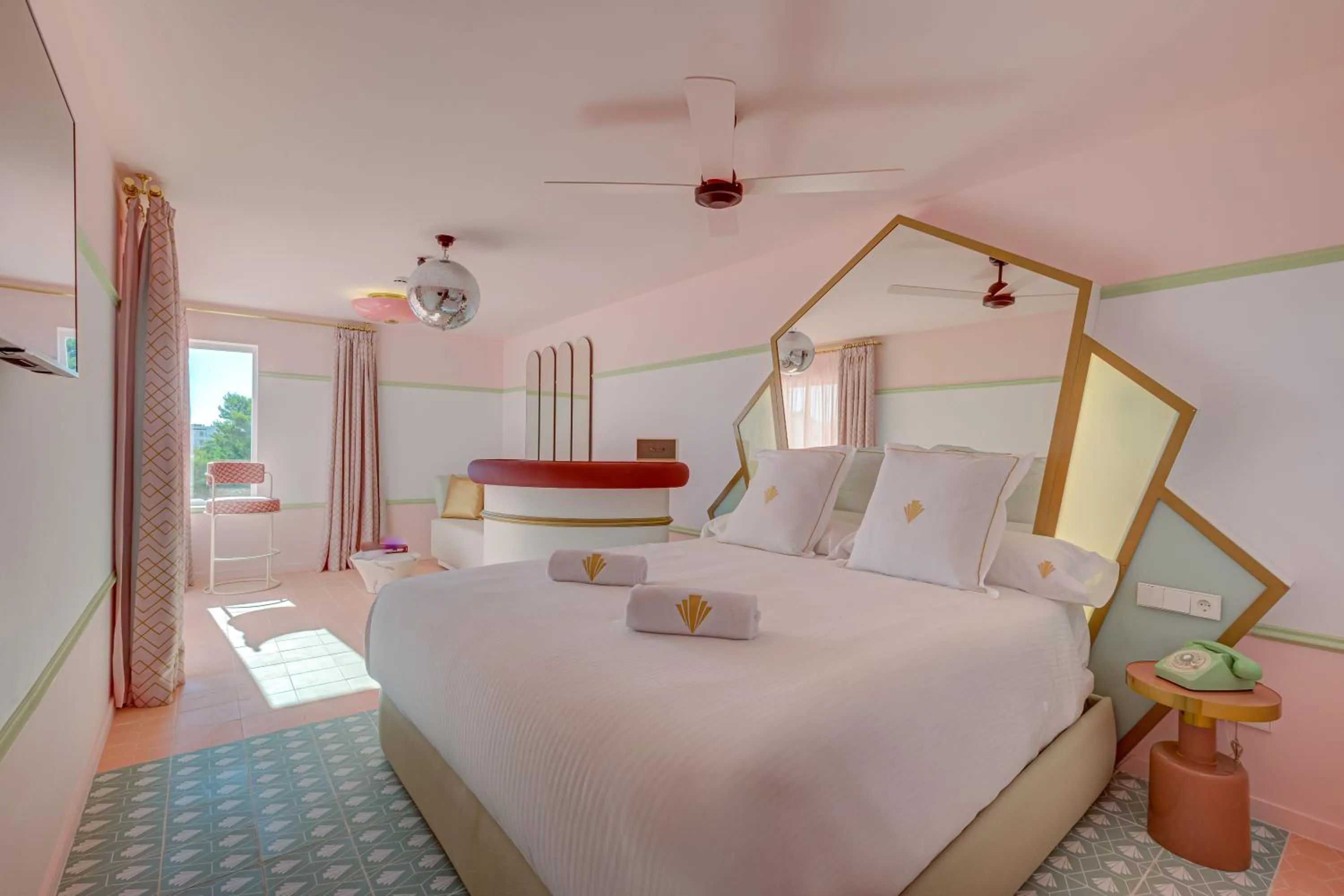 Photo of the whole room, Bed in Grand Paradiso Ibiza - Adults Only