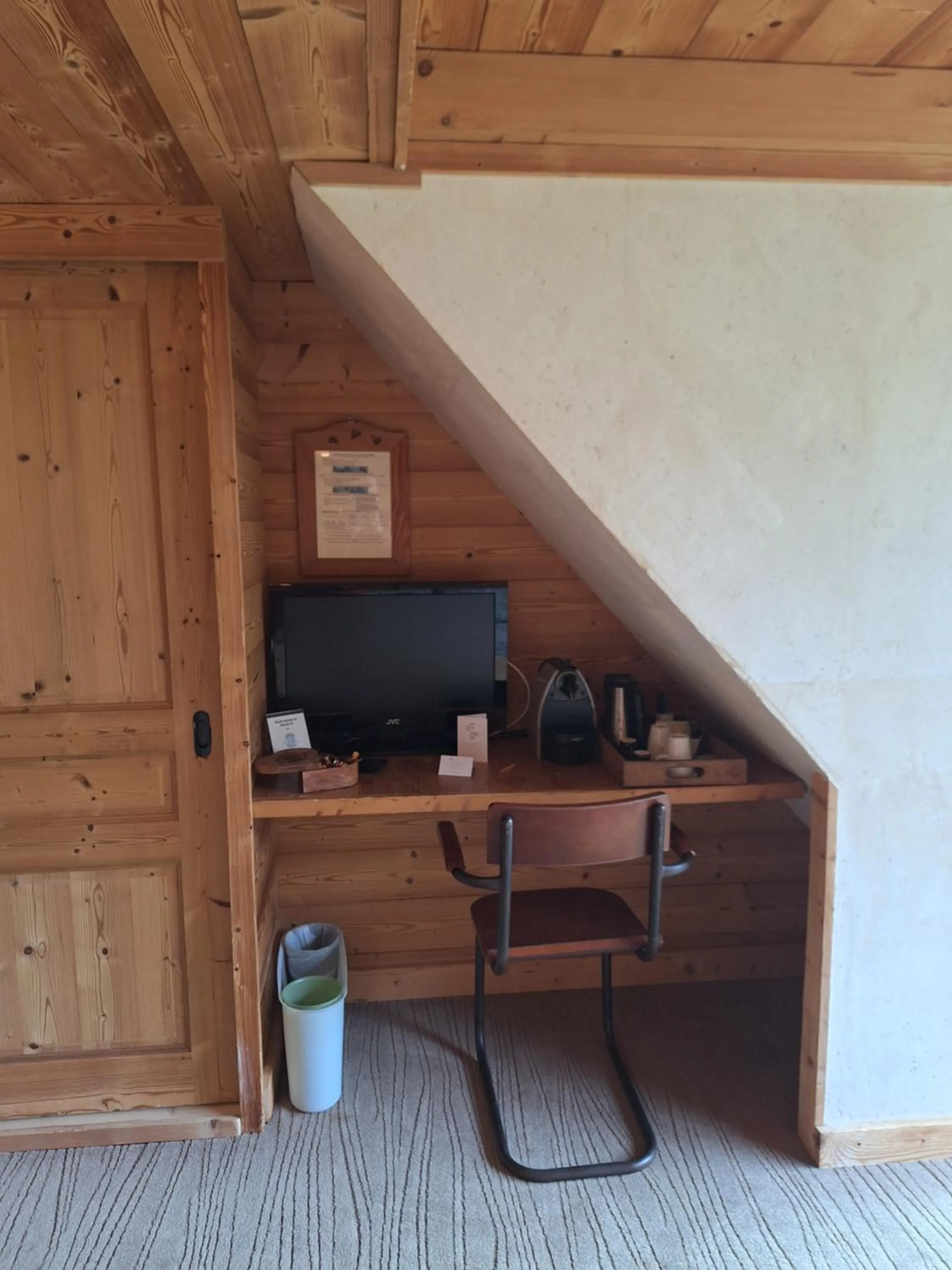 Coffee/tea facilities in Les Grands Montets Hotel & Spa