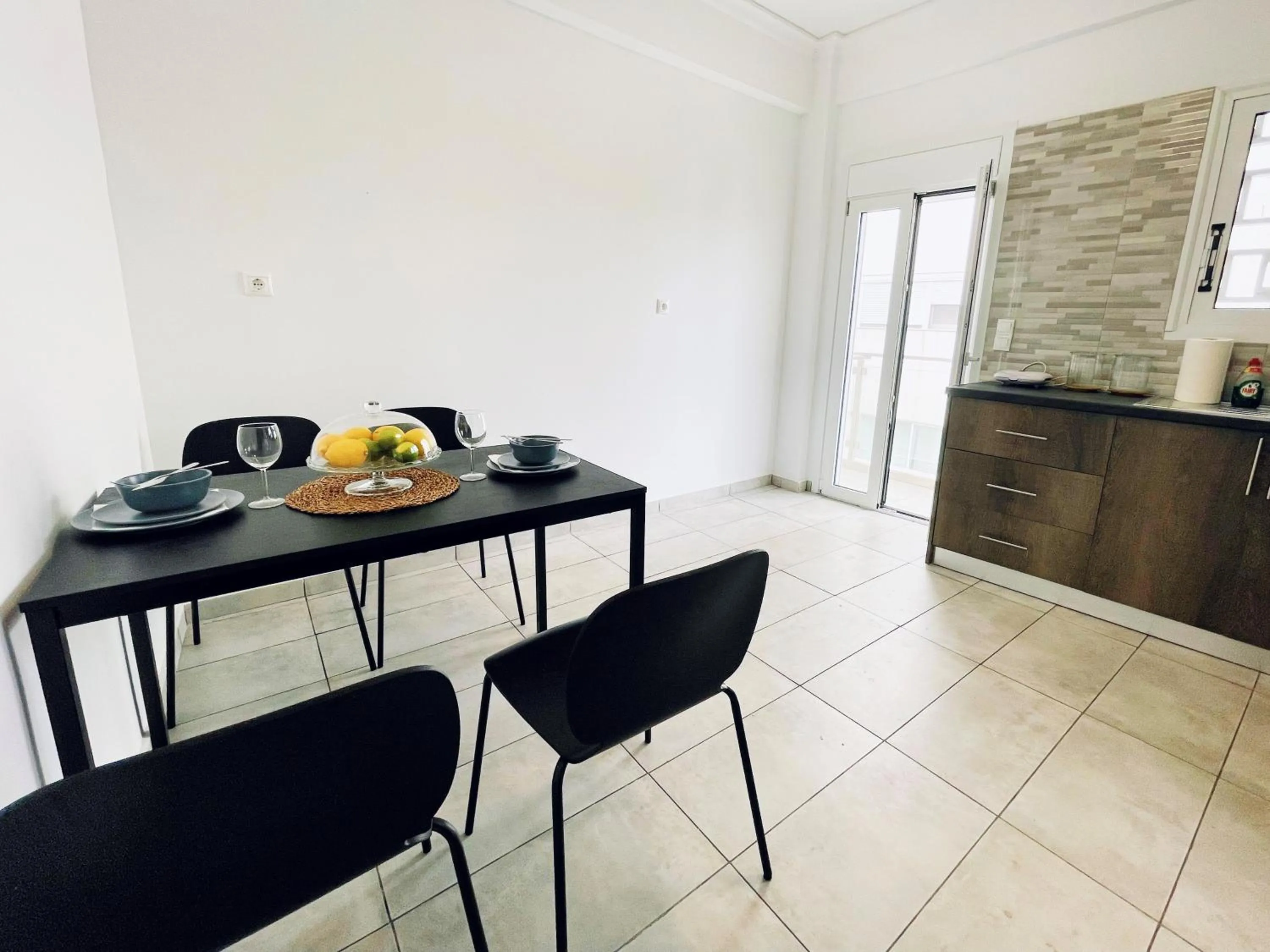 Kitchen or kitchenette in WSD Glory I Hotel Apartment