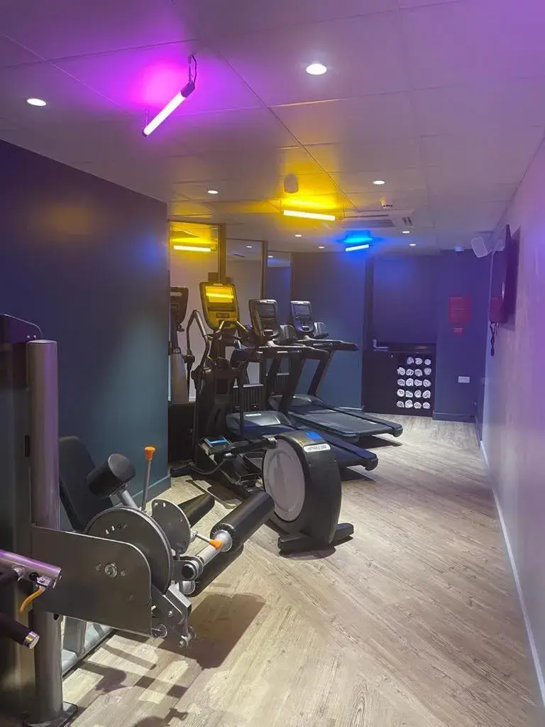 Fitness centre/facilities in Leonardo Hotel Chester Fitness centre/facilities in Leonardo Hotel Chester