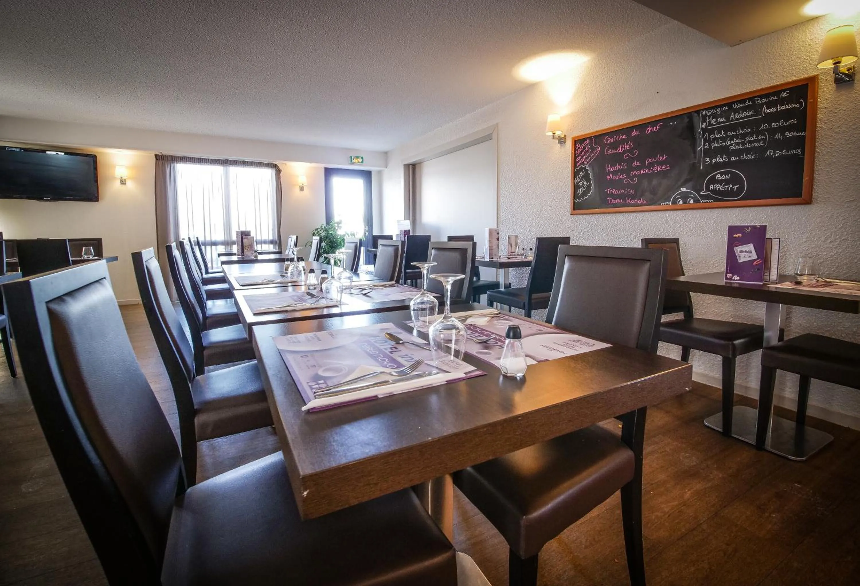 Restaurant/places to eat in Hôtel Inn Design - Restaurant L'Escale