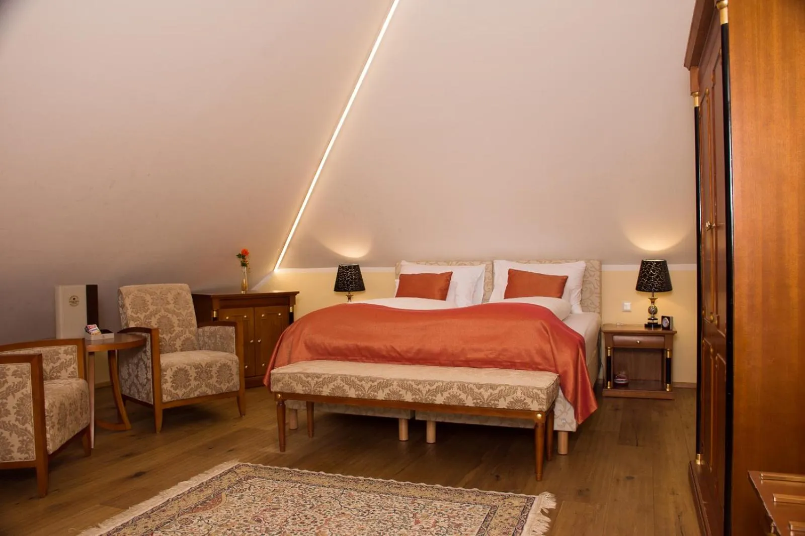 Bedroom, Bed in Seehotel Grüner Baum