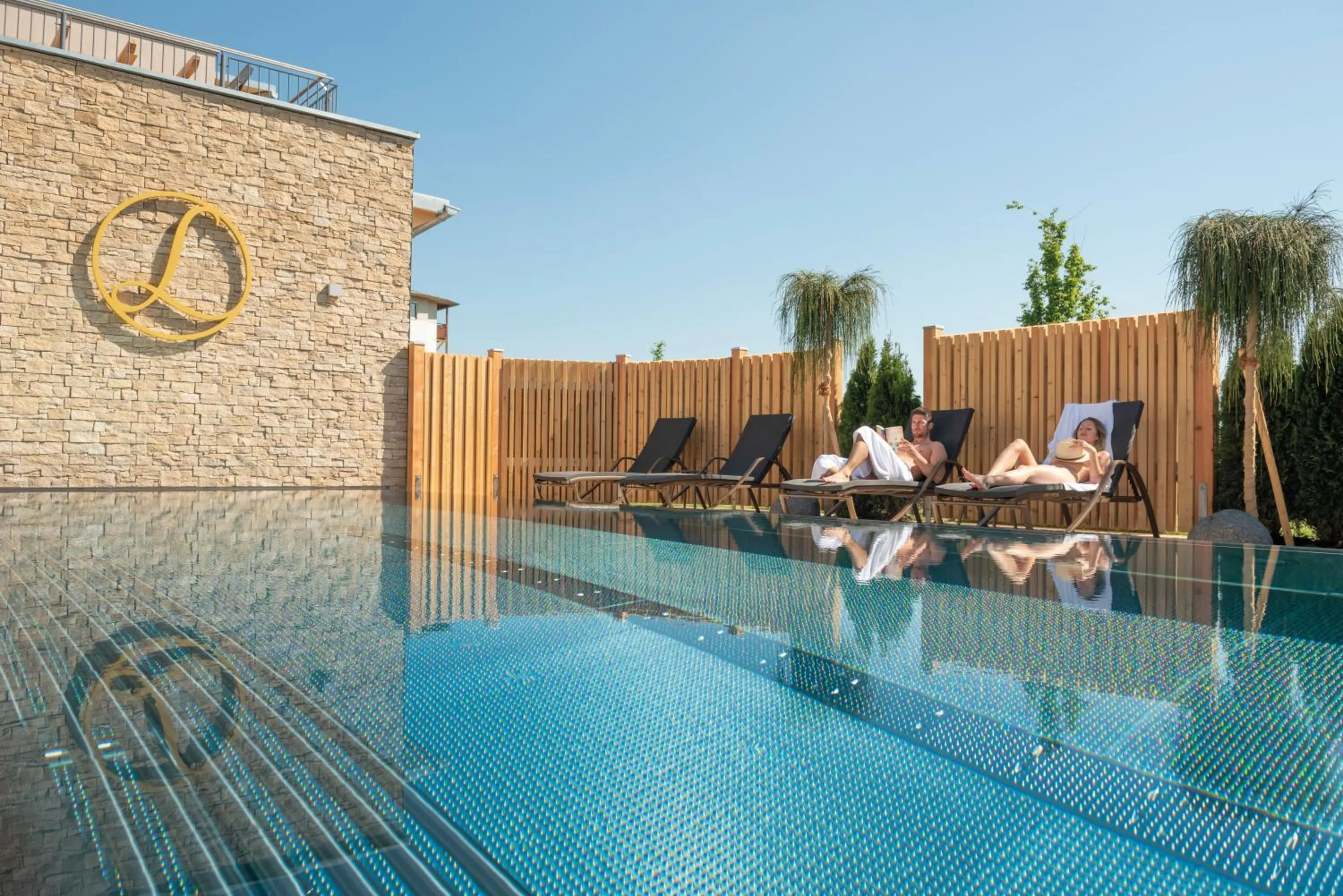 Swimming pool in Hotel & Spa Larimar